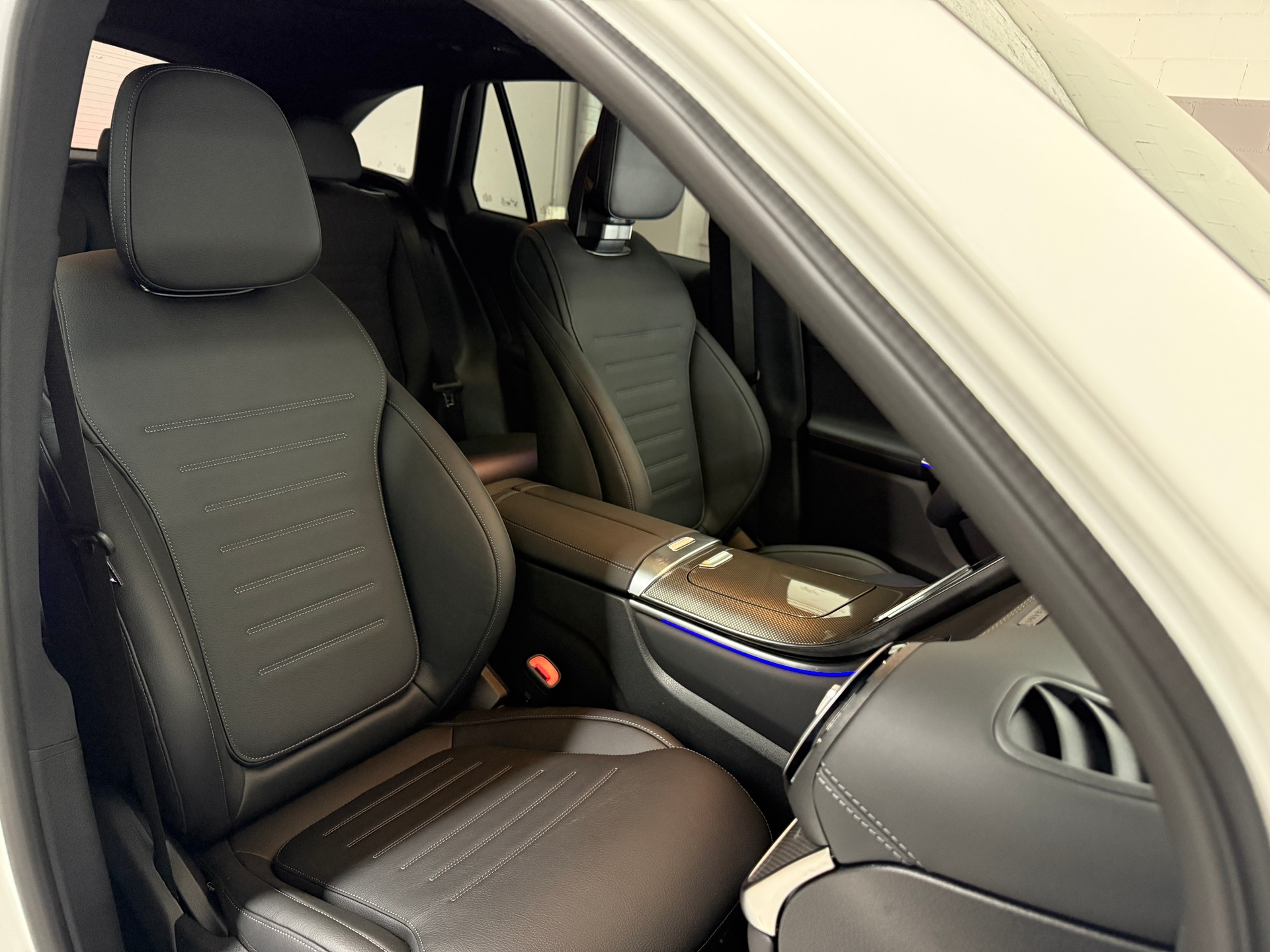 MERCEDES-BENZ GLC 200 4MATIC-image-9