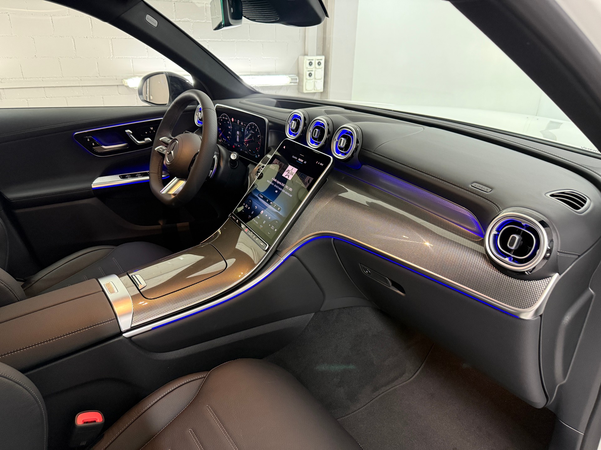 MERCEDES-BENZ GLC 200 4MATIC-image-10