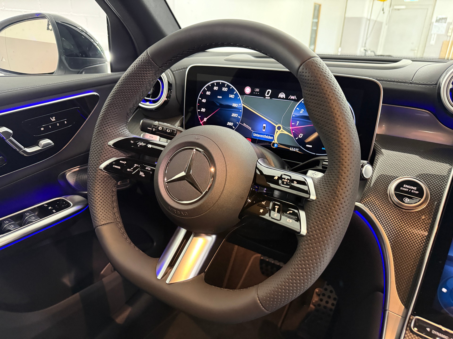 MERCEDES-BENZ GLC 200 4MATIC-image-14
