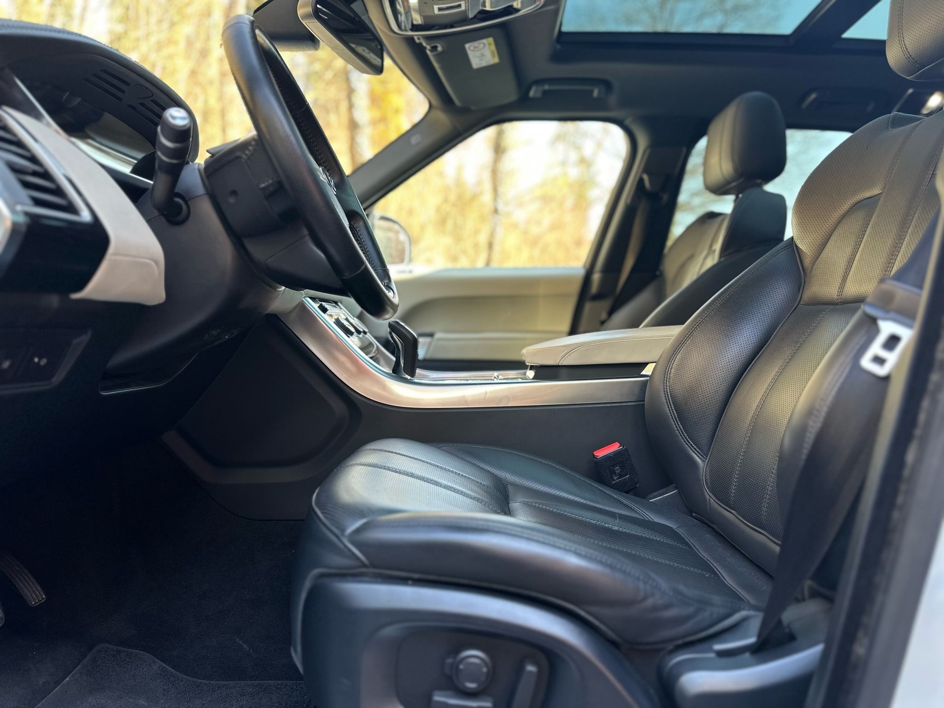 LAND ROVER Range Rover Sport 3.0 TDV6 S Automatic-image-4