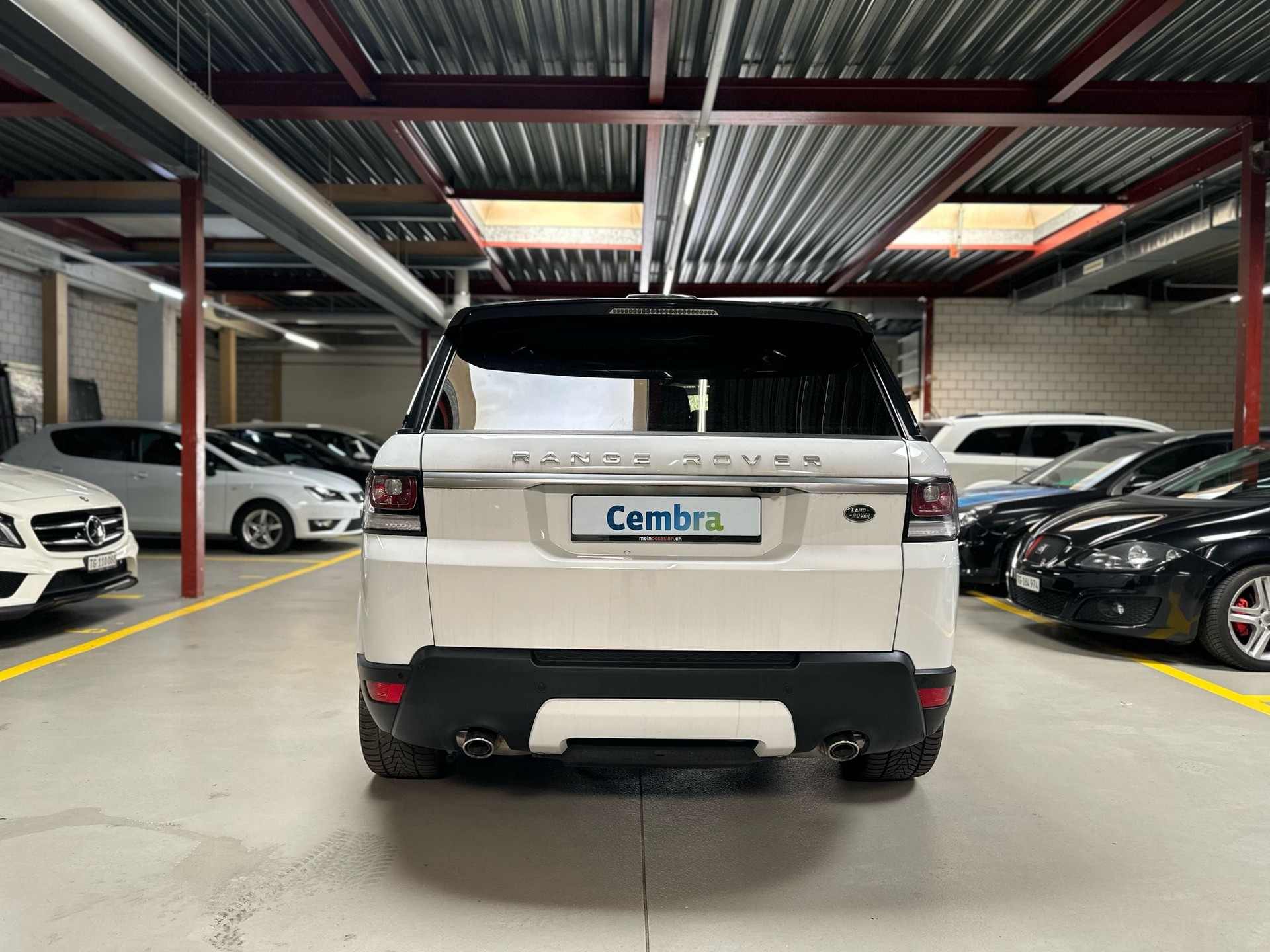 LAND ROVER Range Rover Sport 3.0 TDV6 S Automatic-image-3