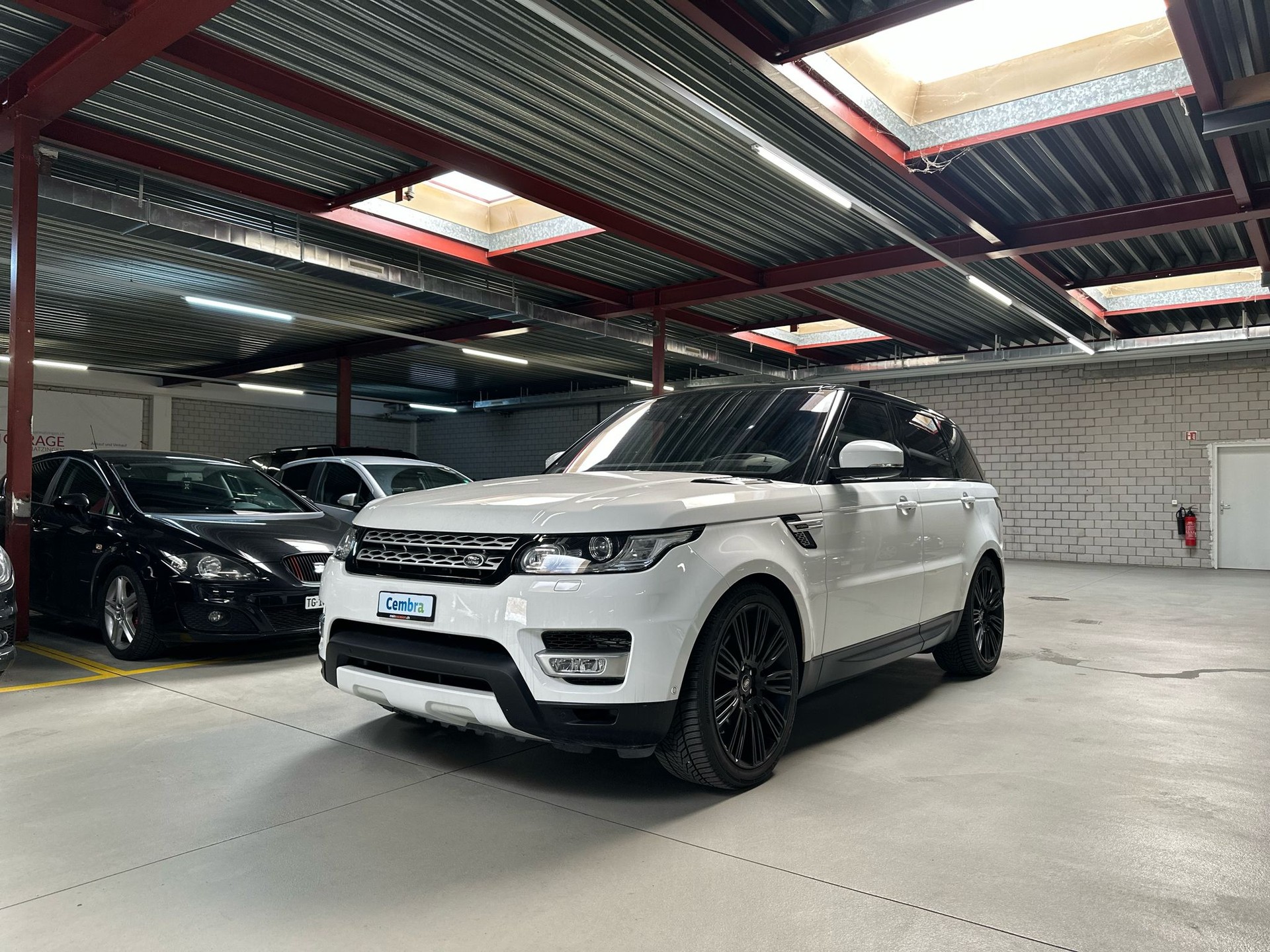 LAND ROVER Range Rover Sport 3.0 TDV6 S Automatic-image-0