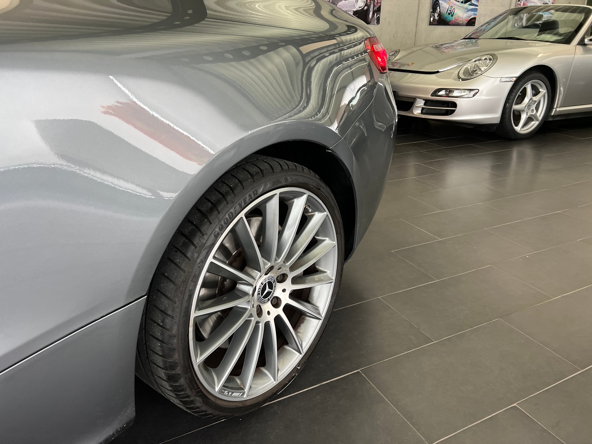 MERCEDES-BENZ E 400 Coupé AMG Line 4 Matic 9G-Tronic-image-7