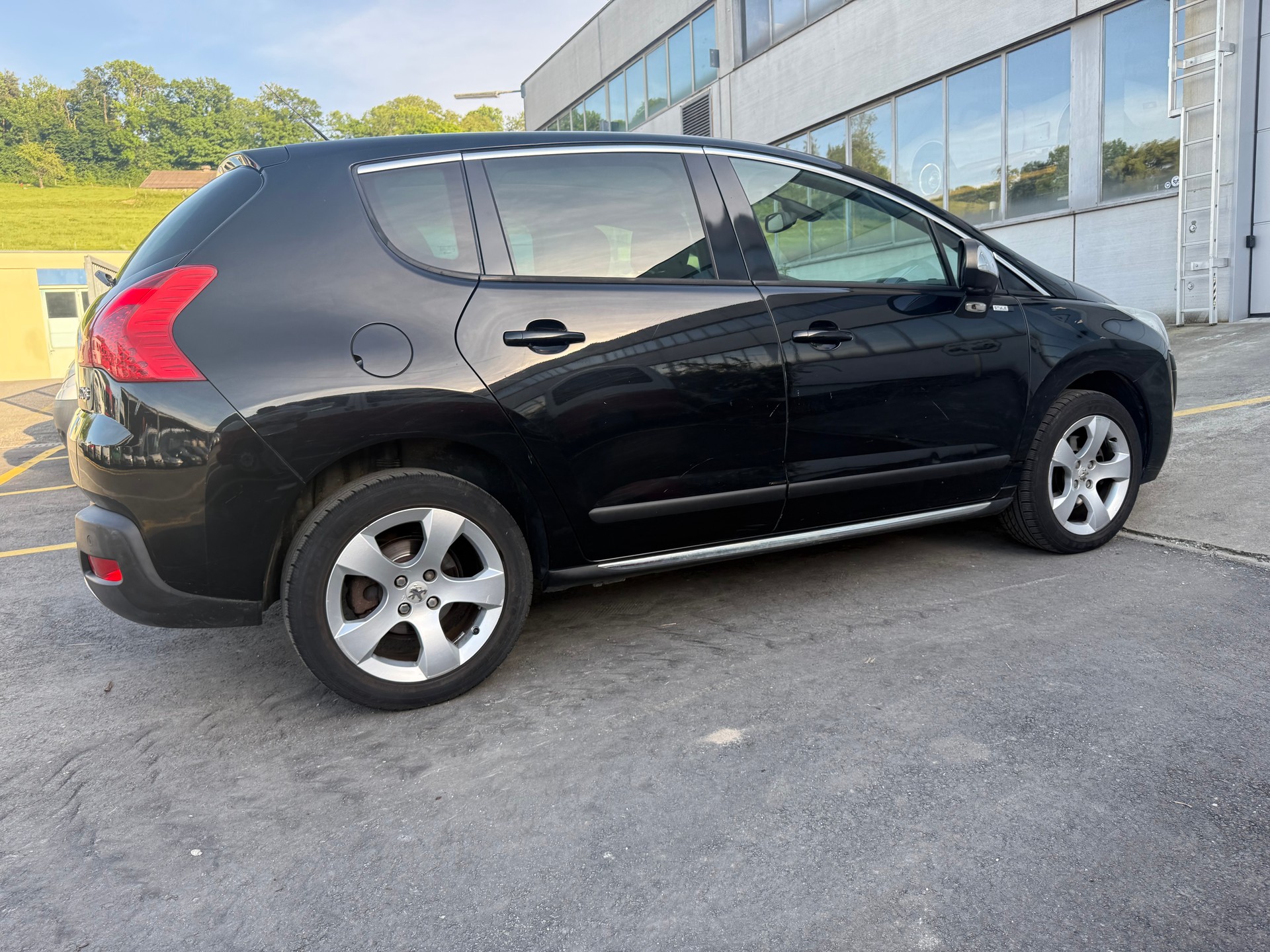 PEUGEOT 3008 1.6 16V T Style-image-6