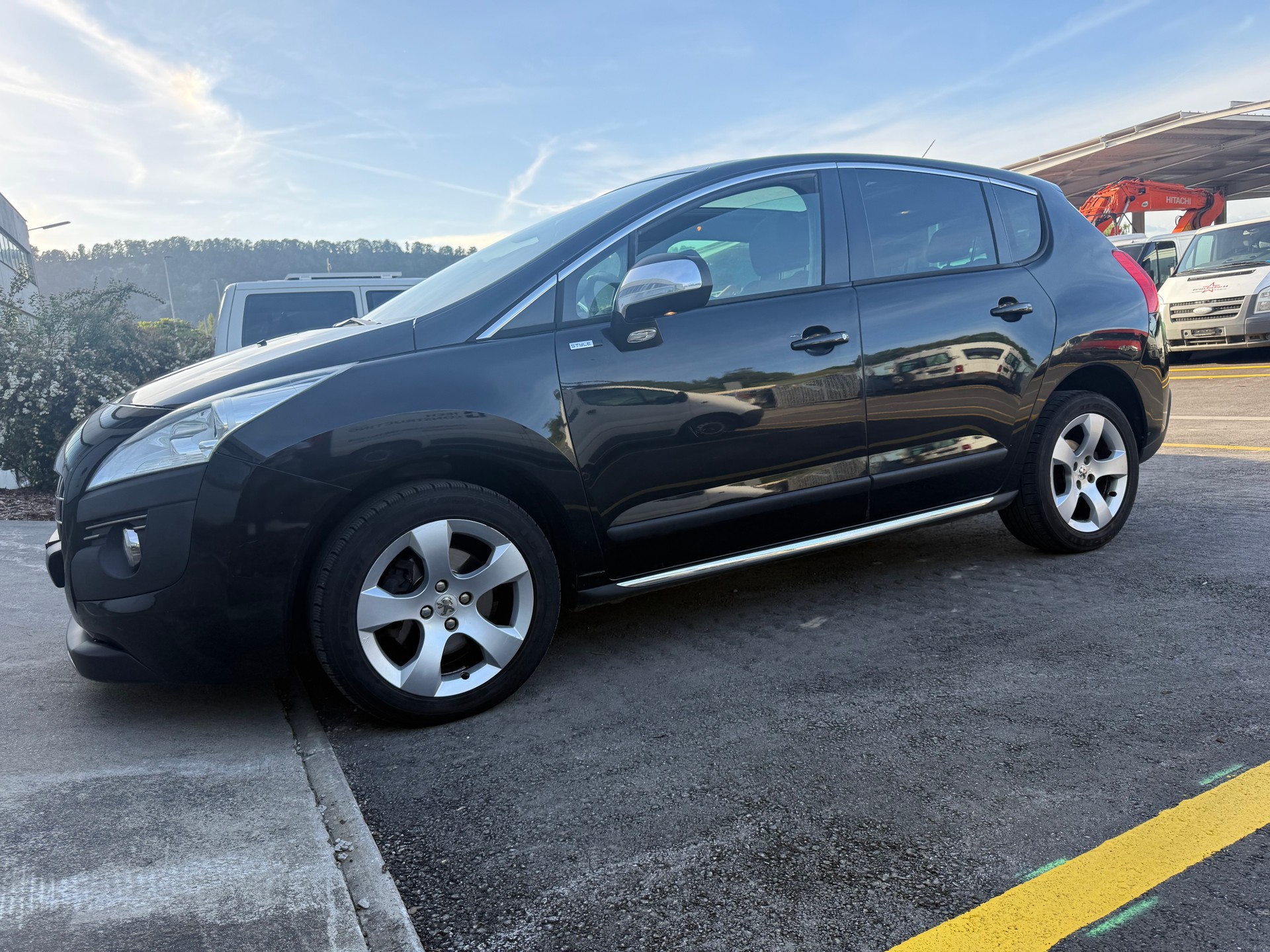 PEUGEOT 3008 1.6 16V T Style-image-3
