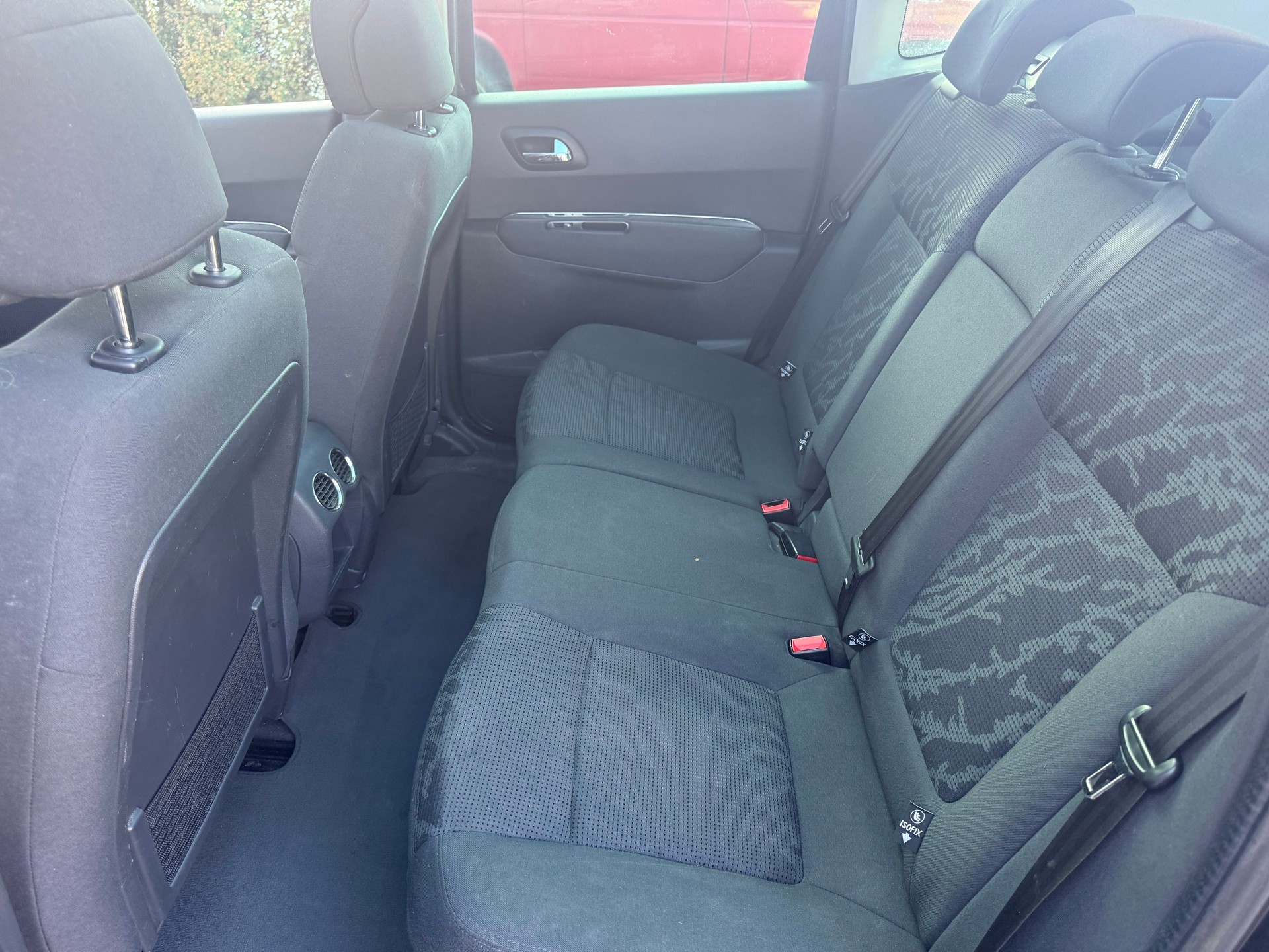 PEUGEOT 3008 1.6 16V T Style-image-13