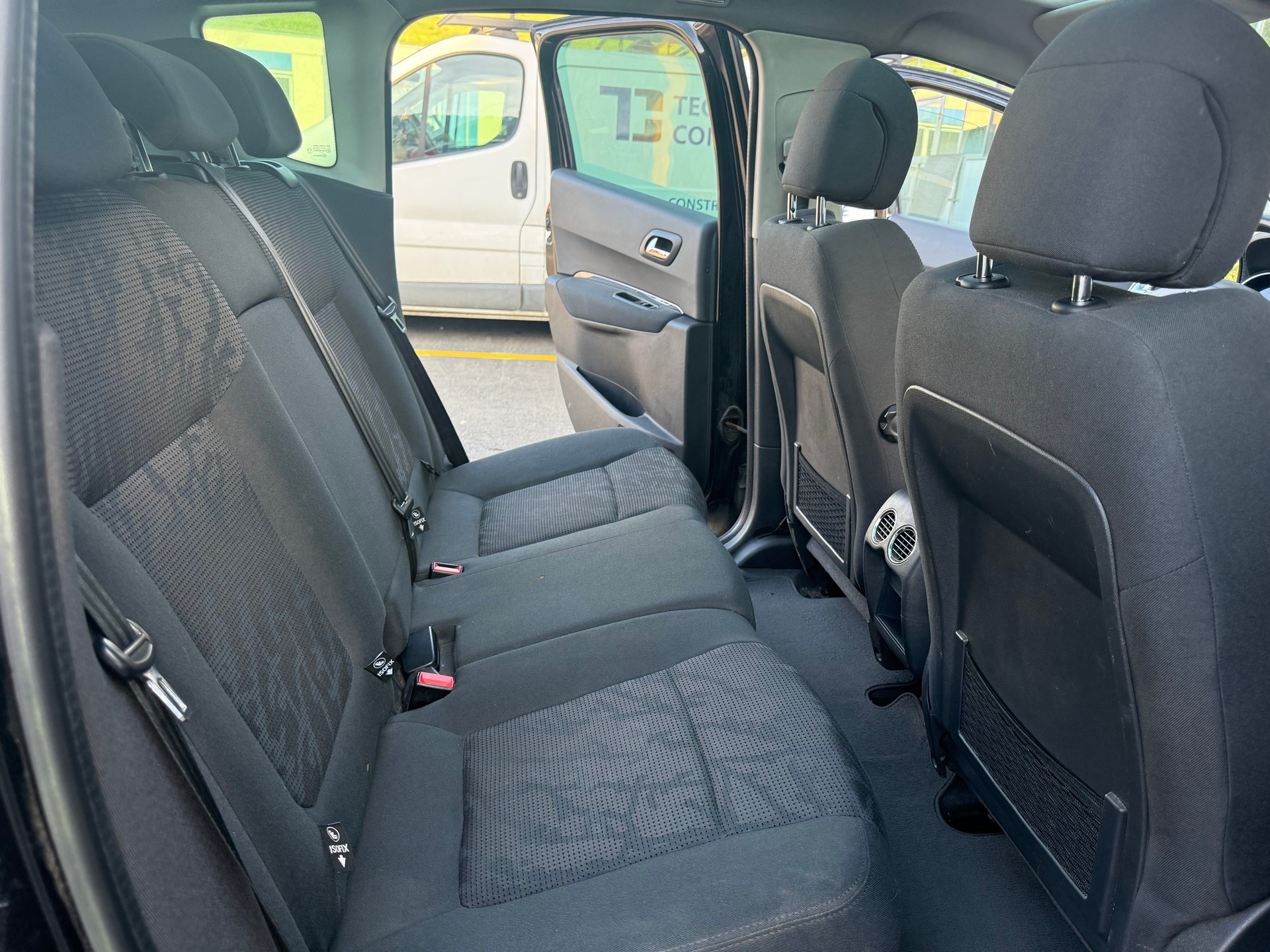 PEUGEOT 3008 1.6 16V T Style-image-10