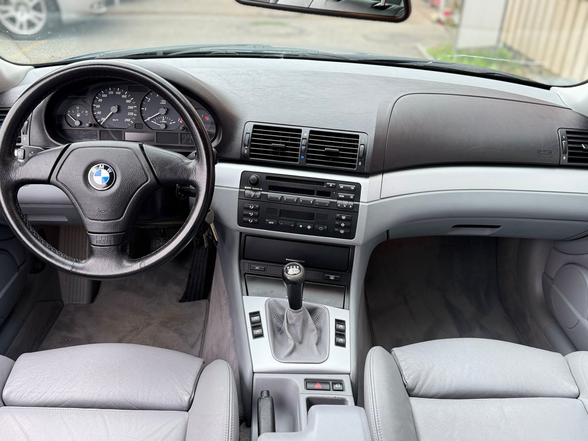BMW 328Ci Coupé-image-8