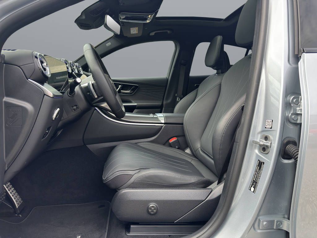 MERCEDES-BENZ GLC 300 de AMG Line 4matic Coupé-image-7