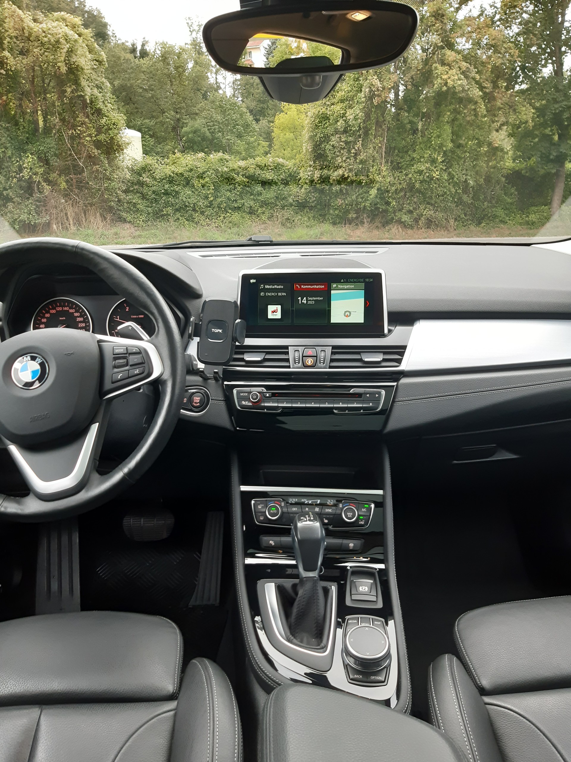 BMW 220d xDrive Gran Tourer Sport Line Steptronic-image-4