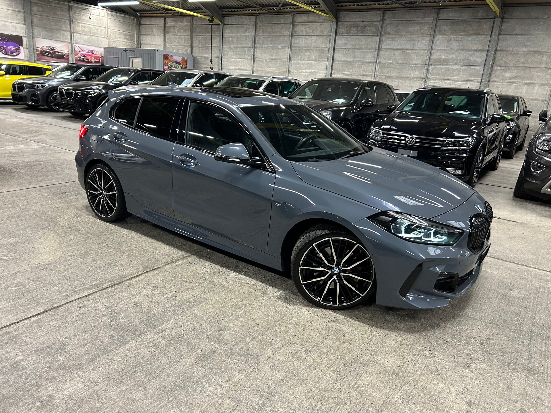BMW 120d xDrive Steptronic M Sport-image-0
