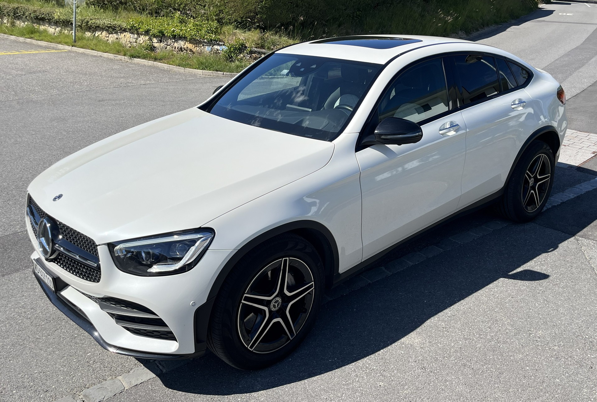 MERCEDES-BENZ GLC Coupé 200 AMG Line 4Matic 9G-Tronic-image-5