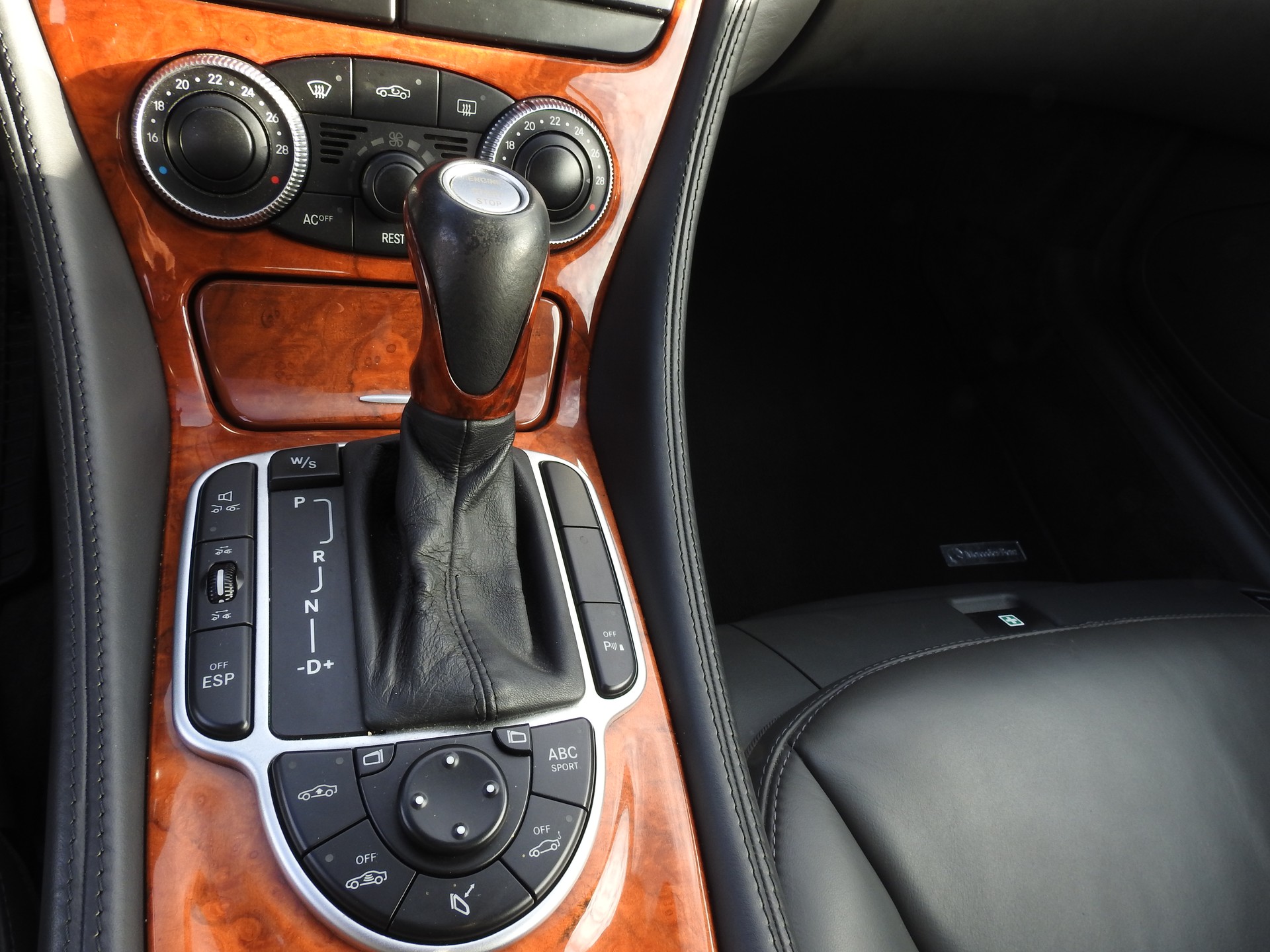 MERCEDES-BENZ SL 500 Automatic-image-10