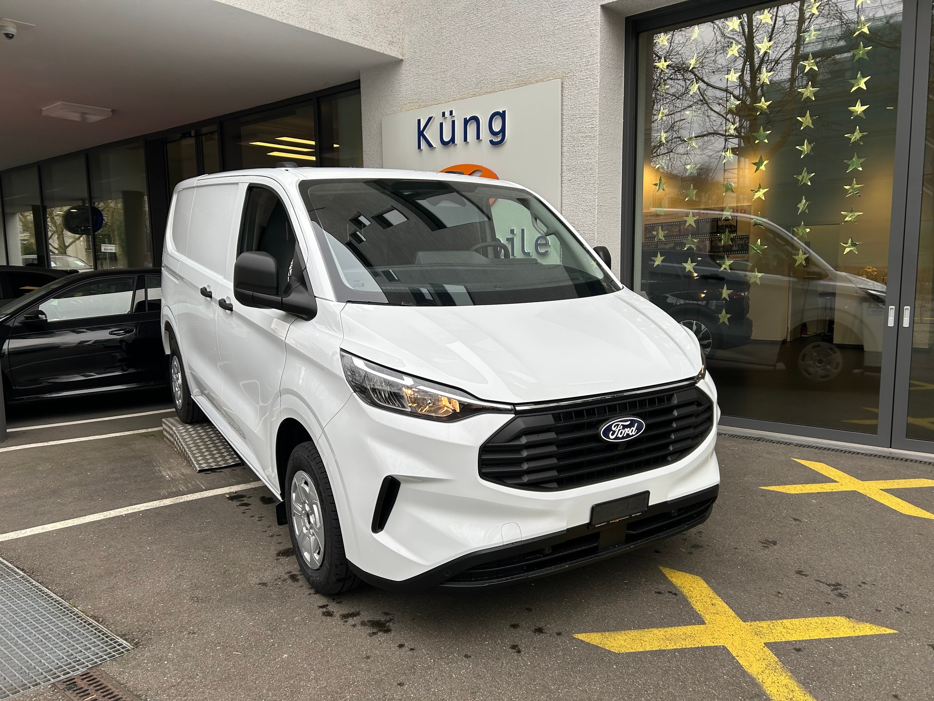FORD Transit Custom Van 280 L1H1 Trend-image-0