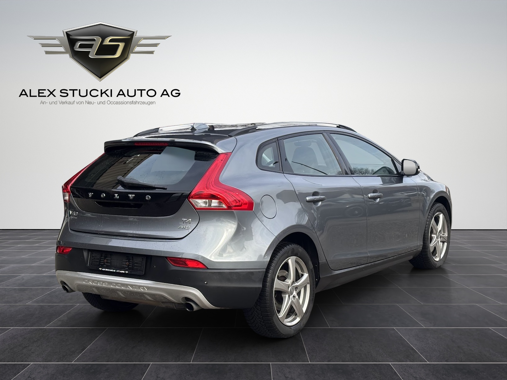 VOLVO V40 Cross Country T4 AWD Summum Geartronic-image-7