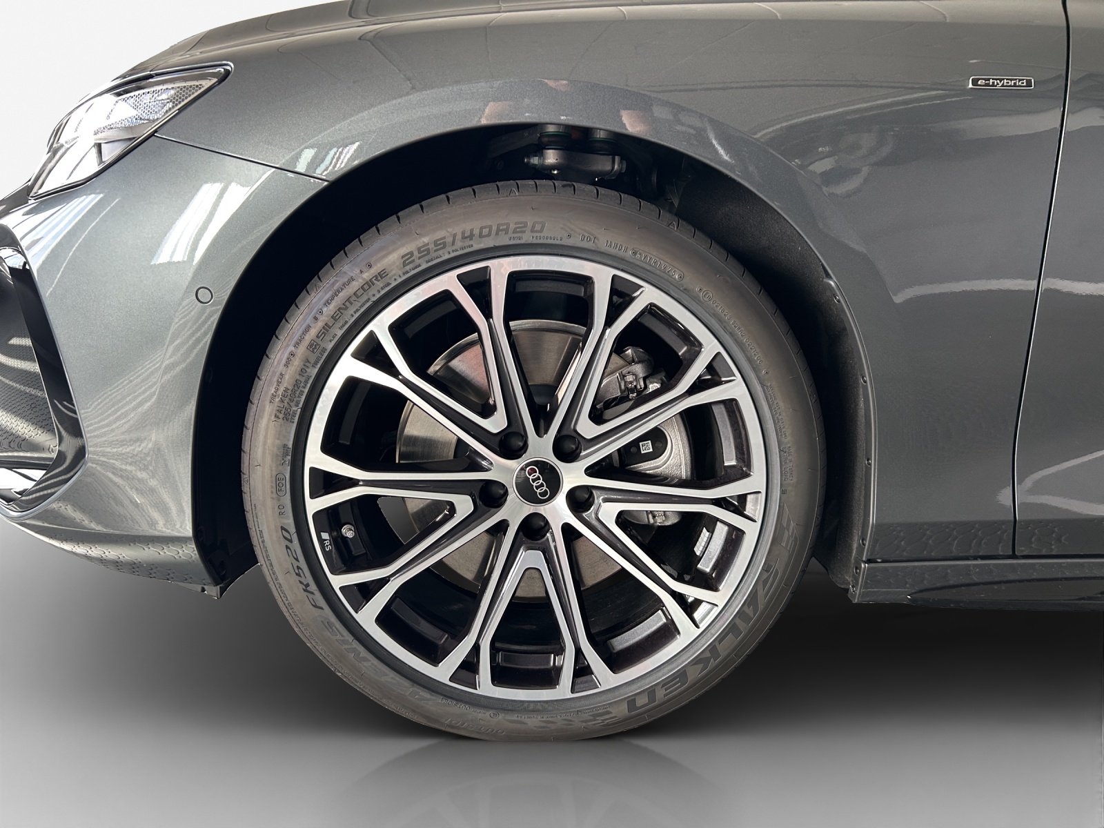 AUDI A6 Avant e-hybrid quattro 220 kW S tronic-image-11