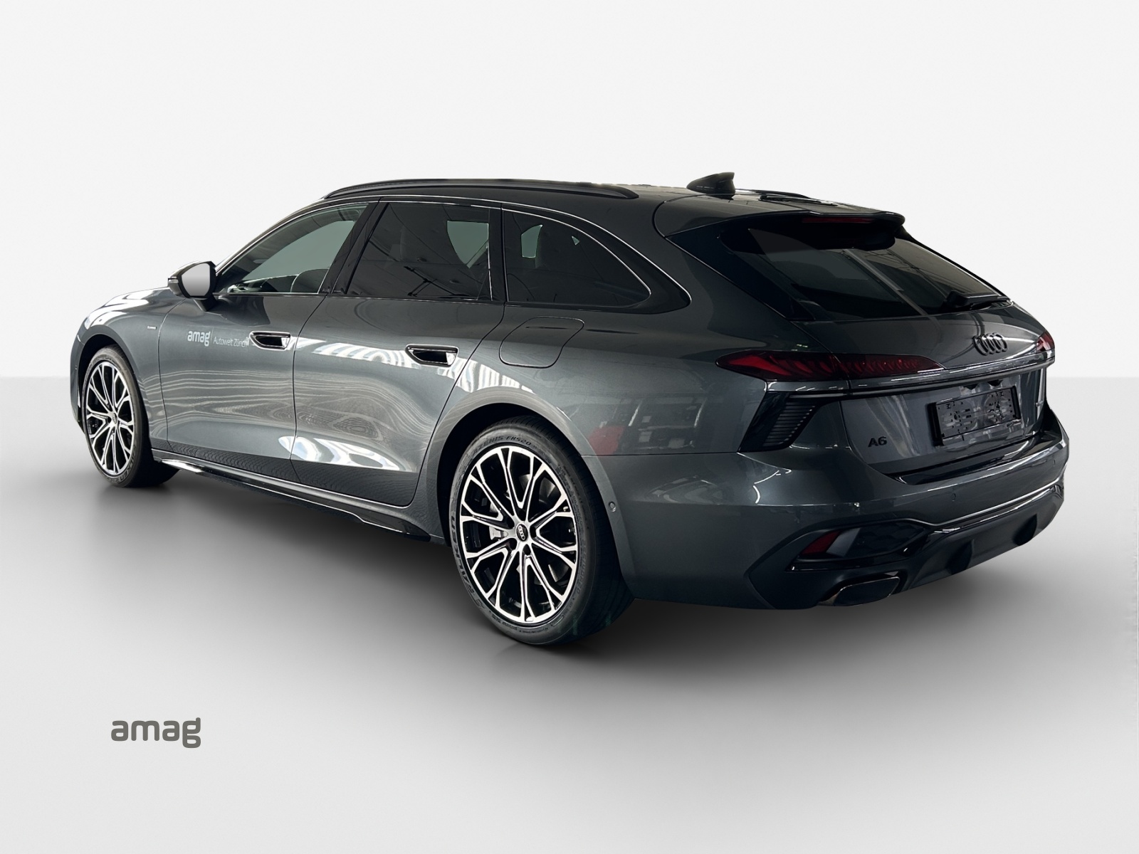 AUDI A6 Avant e-hybrid quattro 220 kW S tronic-image-2