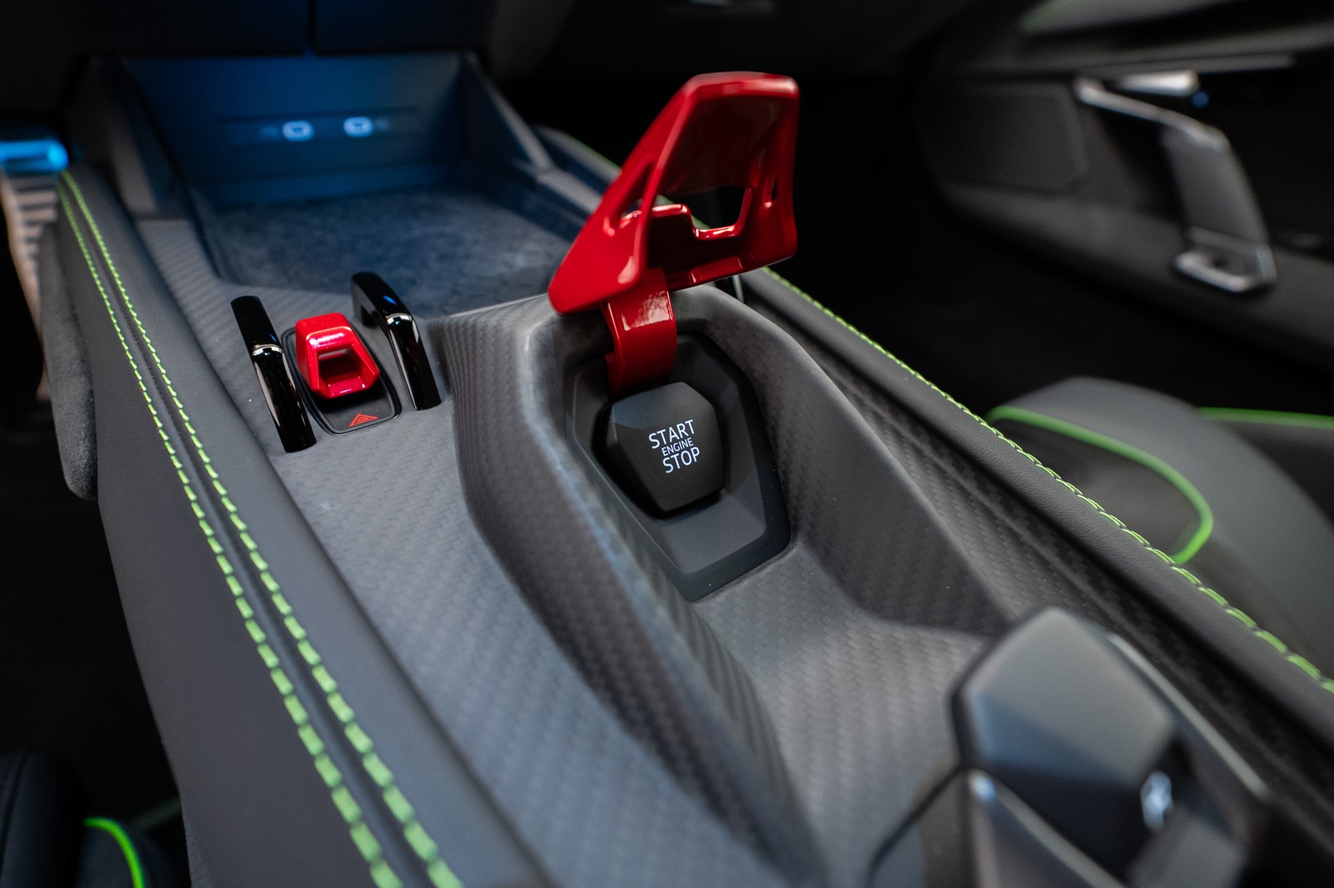 LAMBORGHINI Revuelto HPEV-image-13