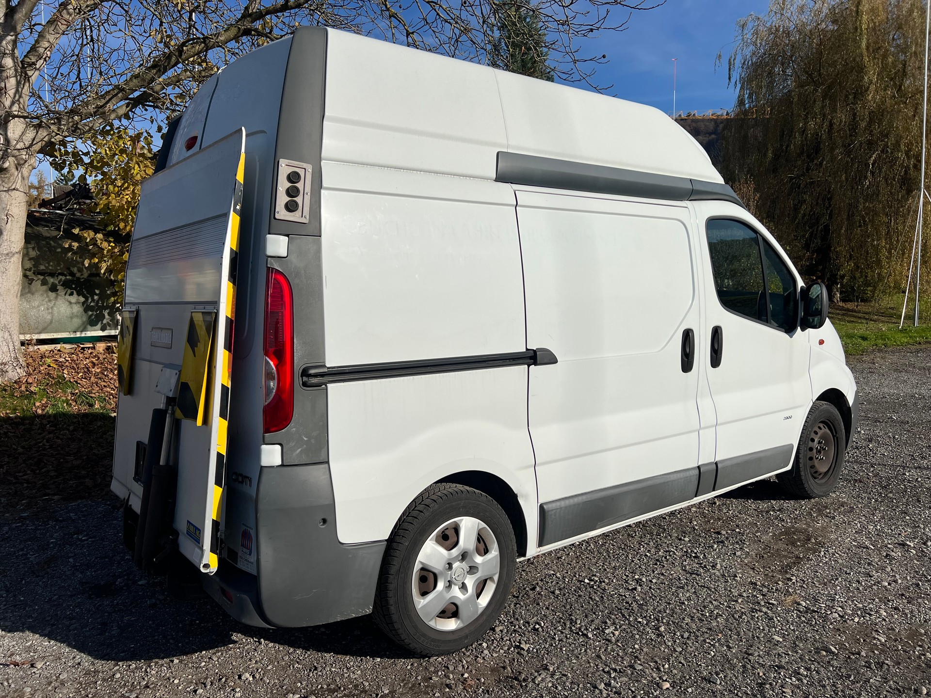 OPEL Vivaro 2.5 CDTI 2.9t L1H2-image-3