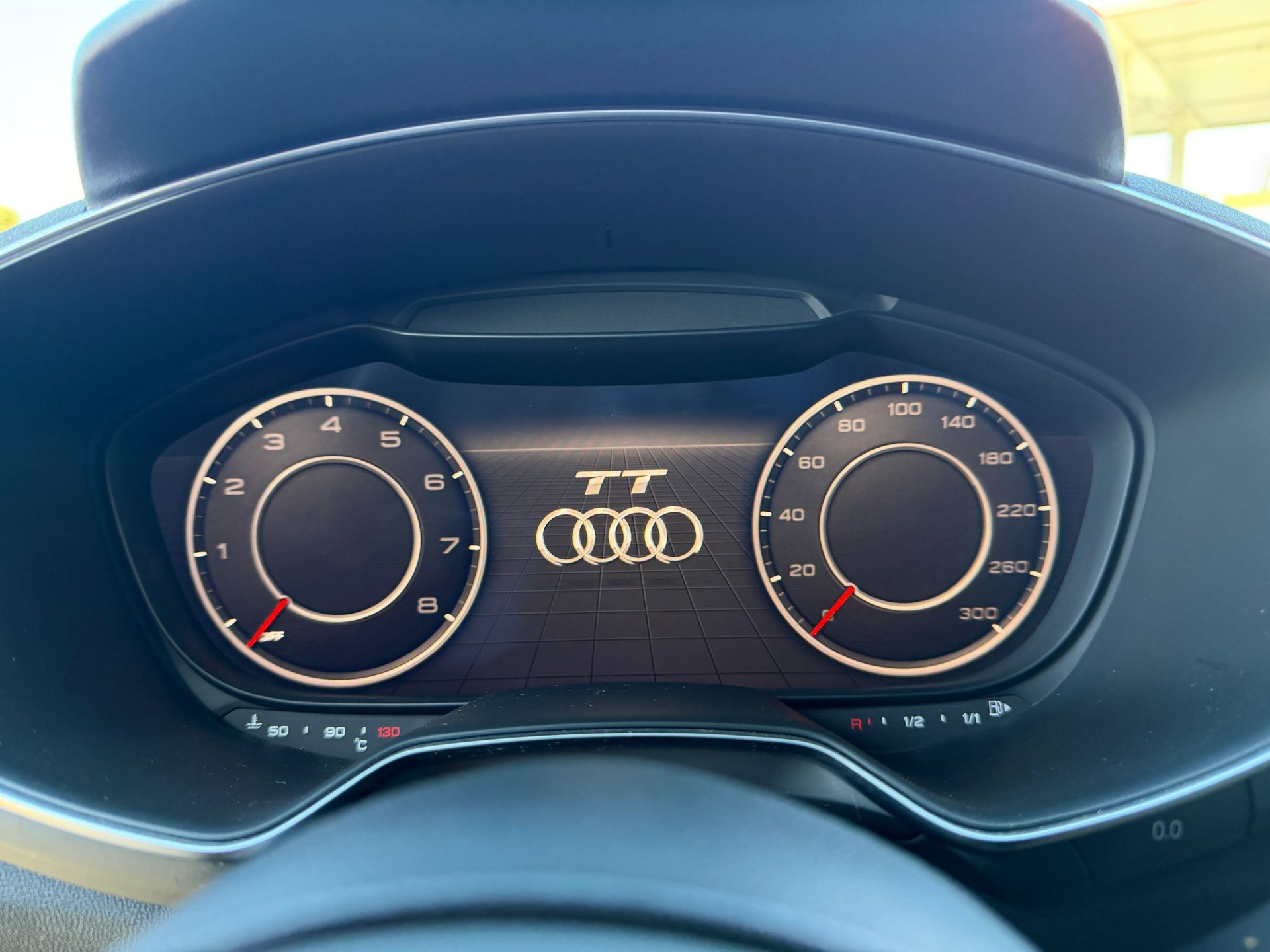 AUDI TT Coupé 2.0 TFSI quattro S-tronic-image-15