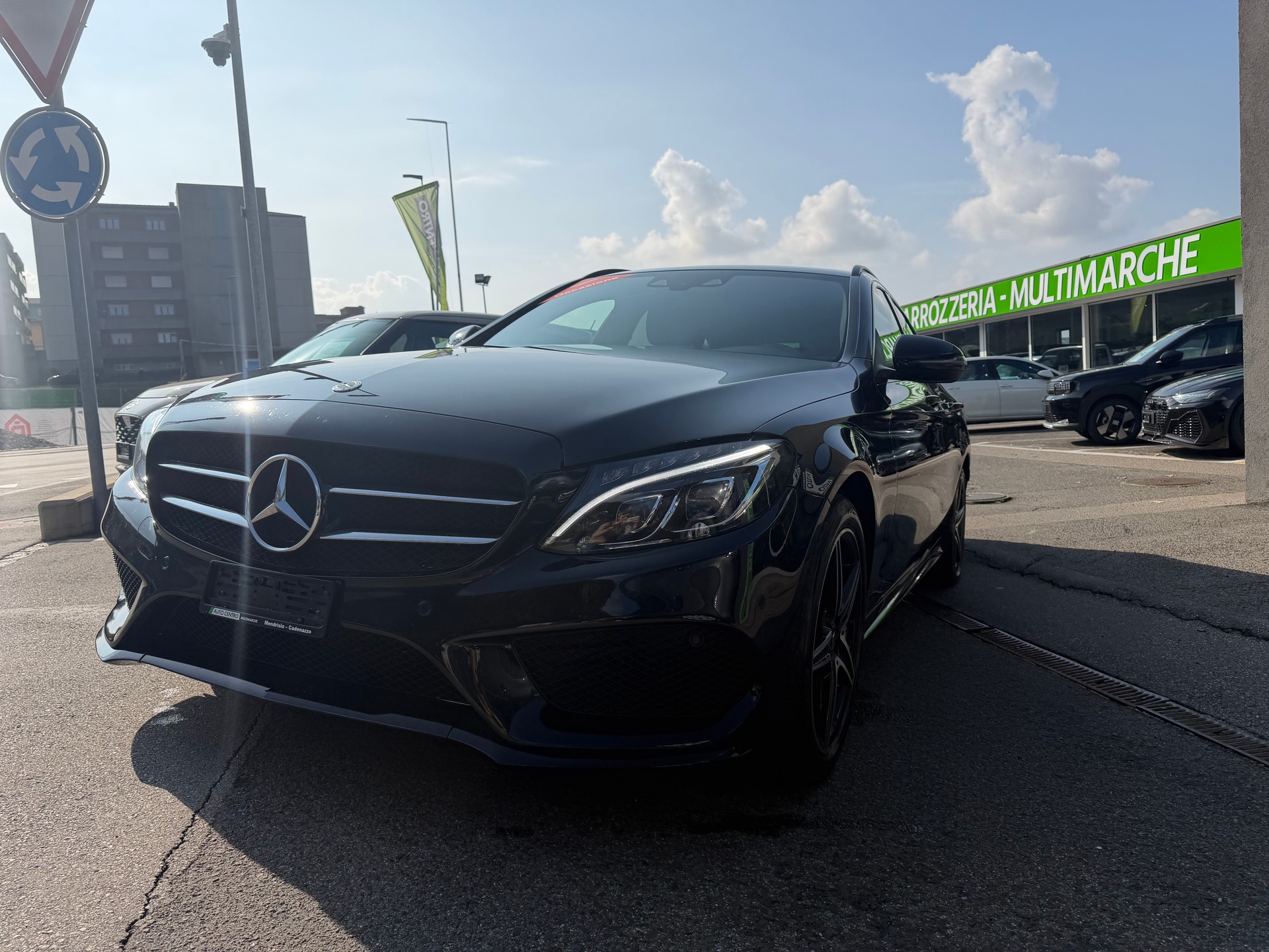 MERCEDES-BENZ C 250 d Swiss Star AMG Line 4Matic 9G-Tronic-image-4