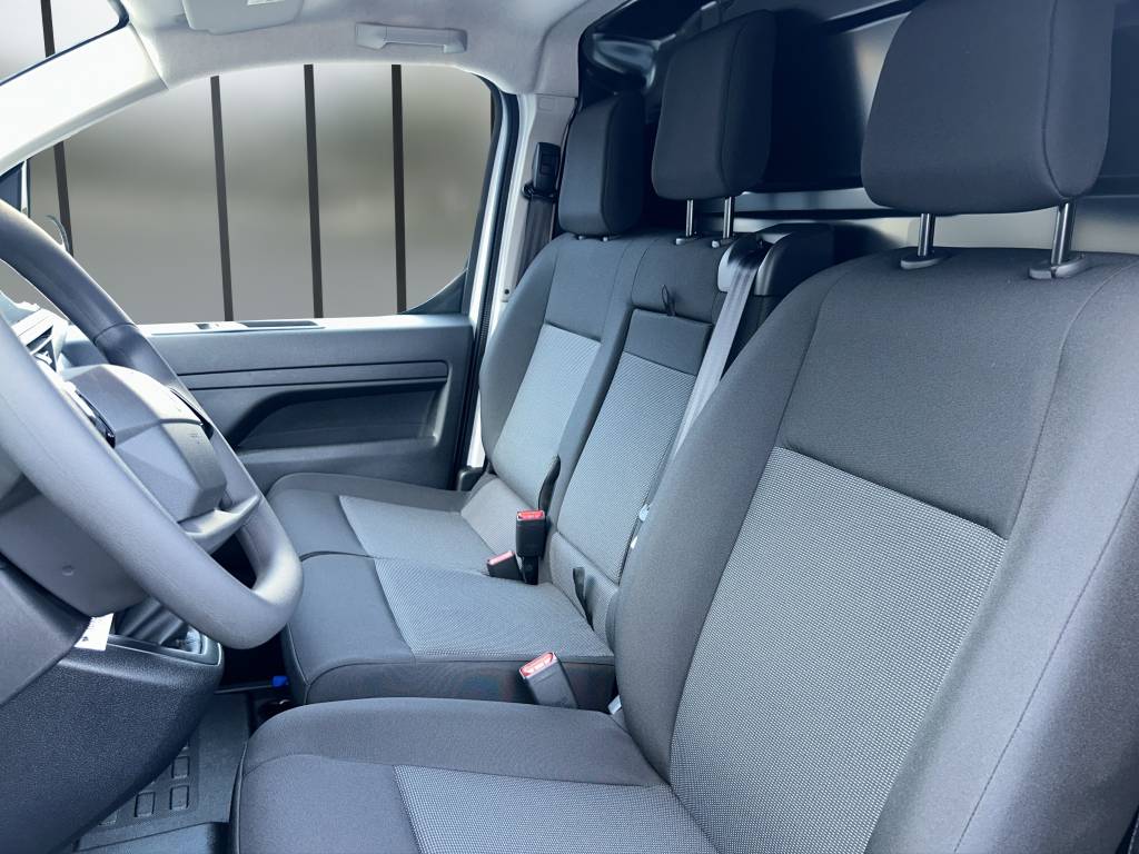 PEUGEOT Expert 2.0 BlueHDi 145 S&S Standard-image-7