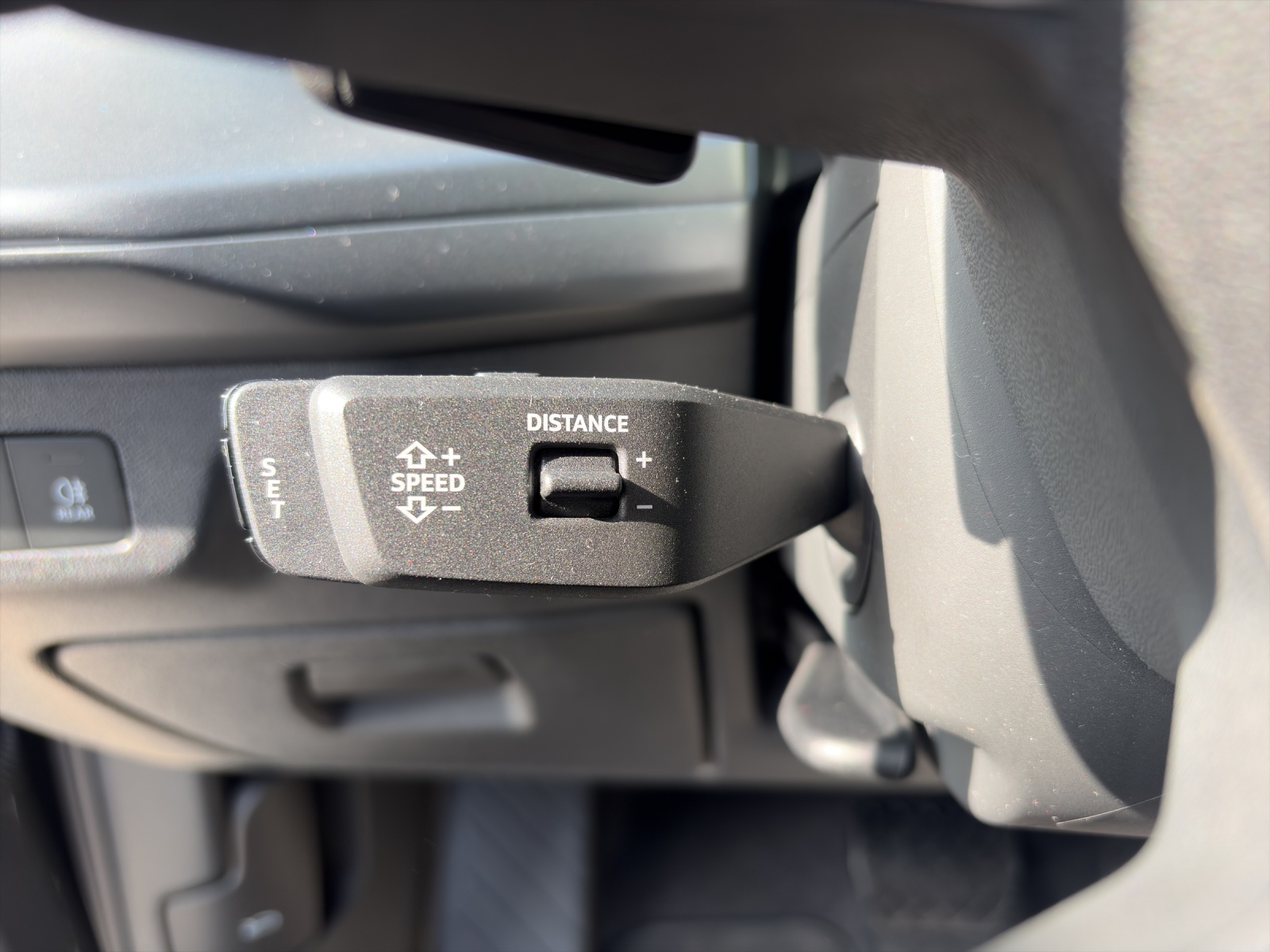 AUDI Q3 SUV 110 kW TFSI S tronic-image-14