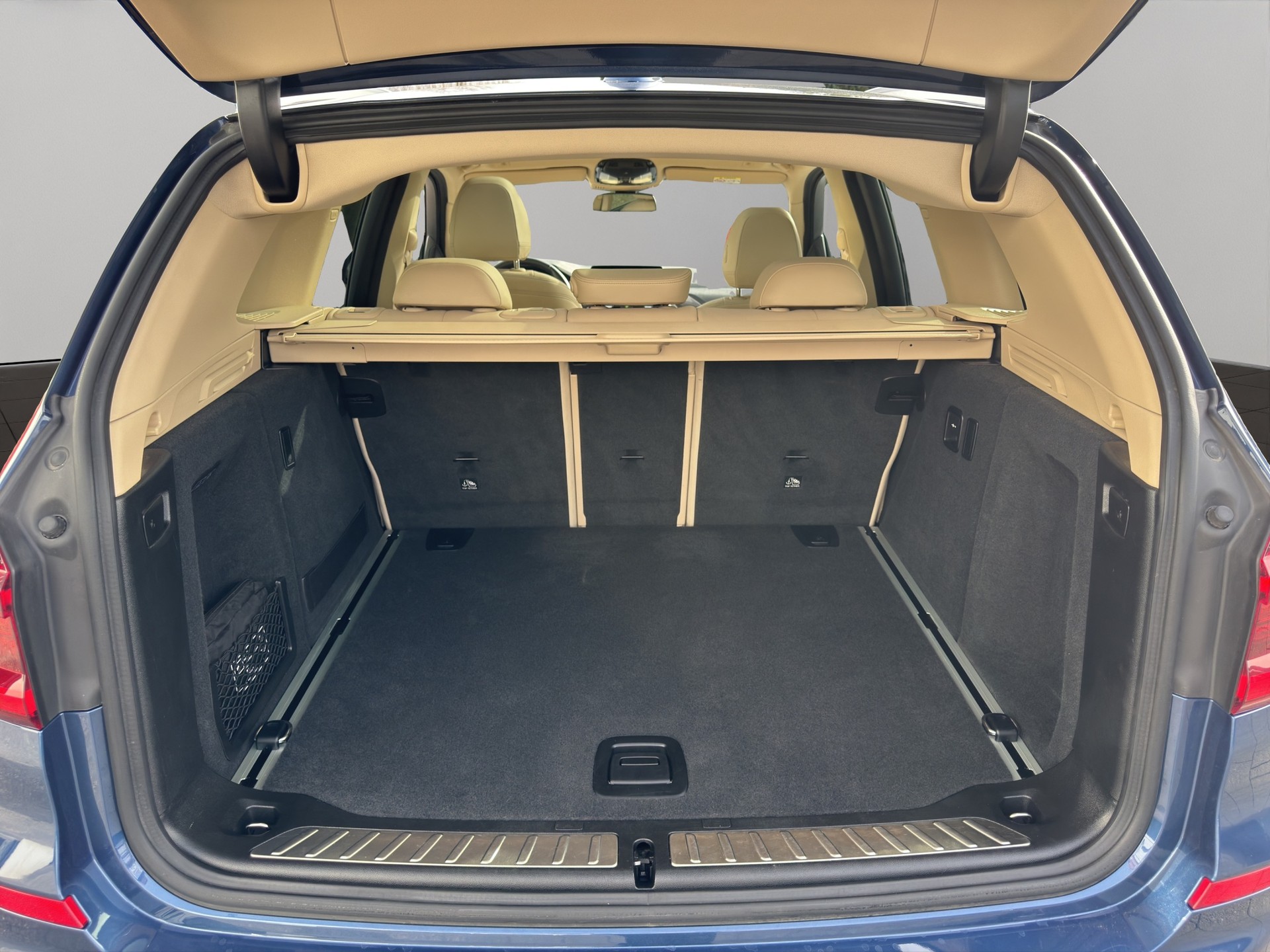 BMW X3 xDrive 48V 30d Steptronic-image-21