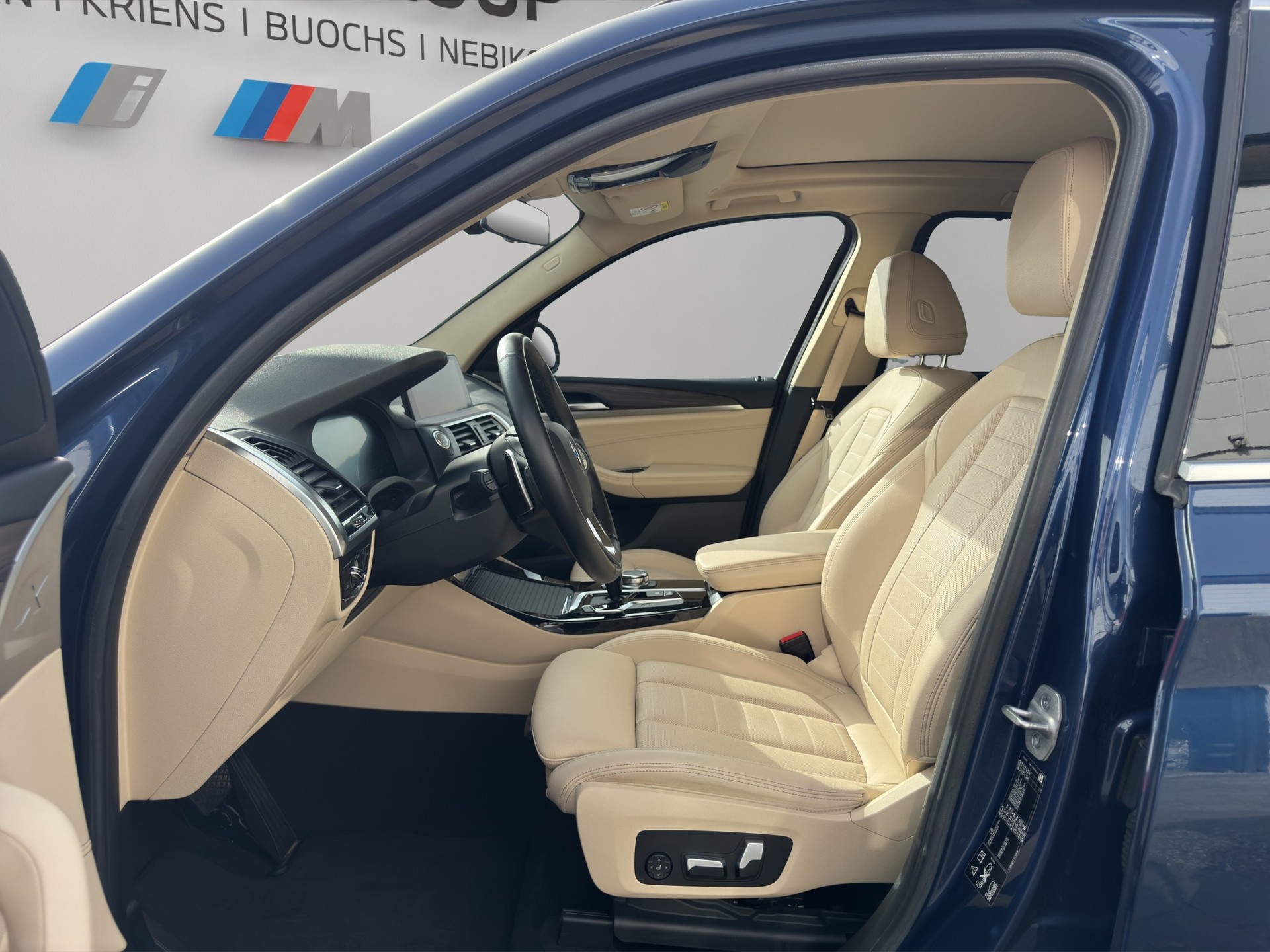 BMW X3 xDrive 48V 30d Steptronic-image-15