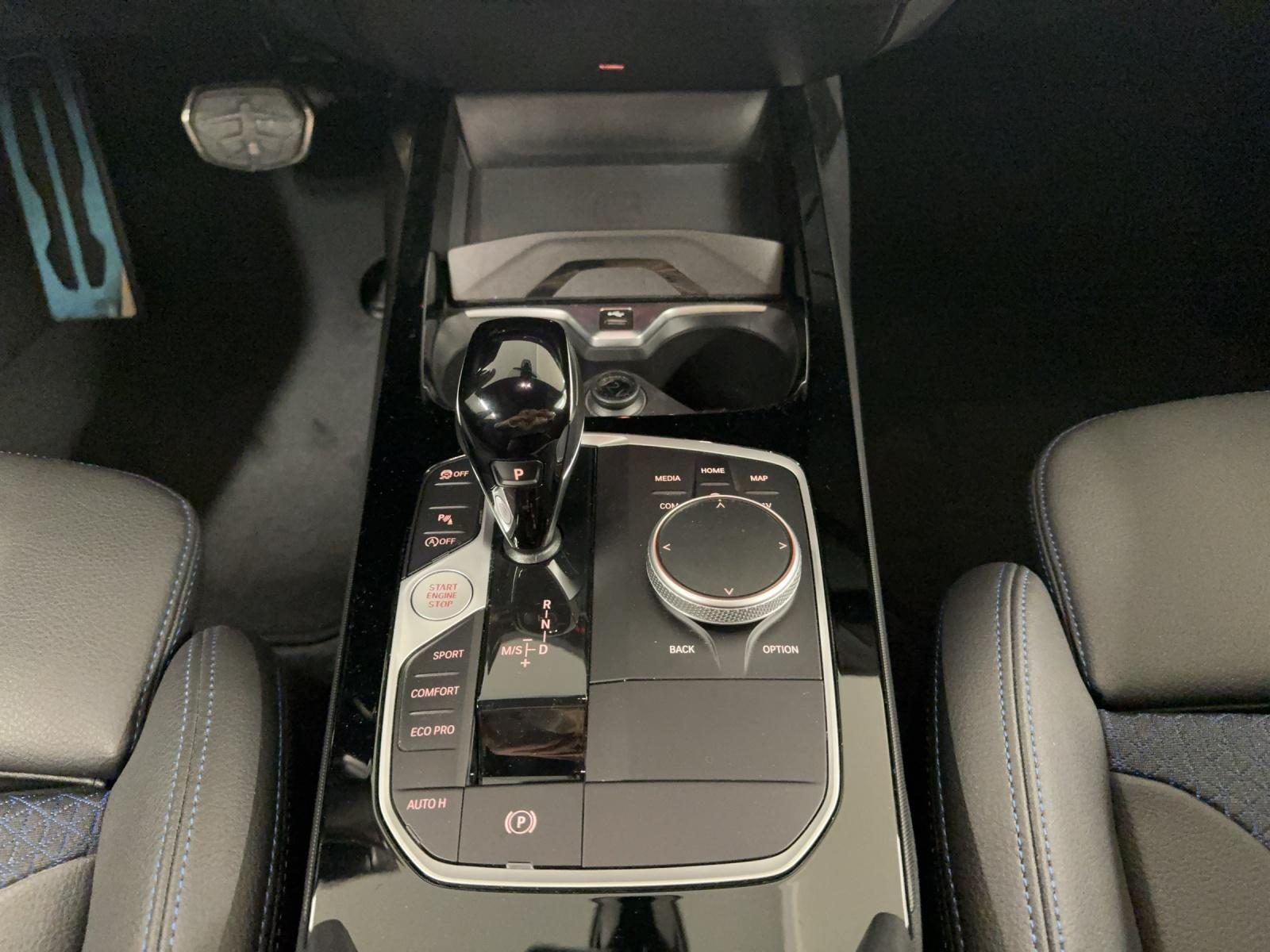 BMW 118d-image-17