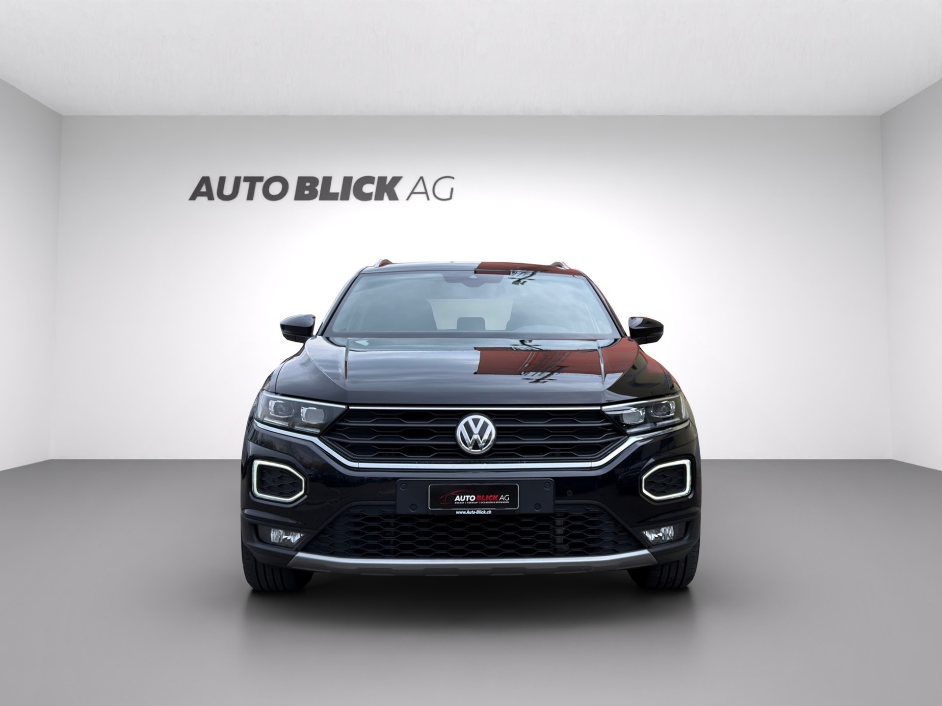 VW T-Roc 2.0 TDI SCR Sport DSG 4Motion-image-2