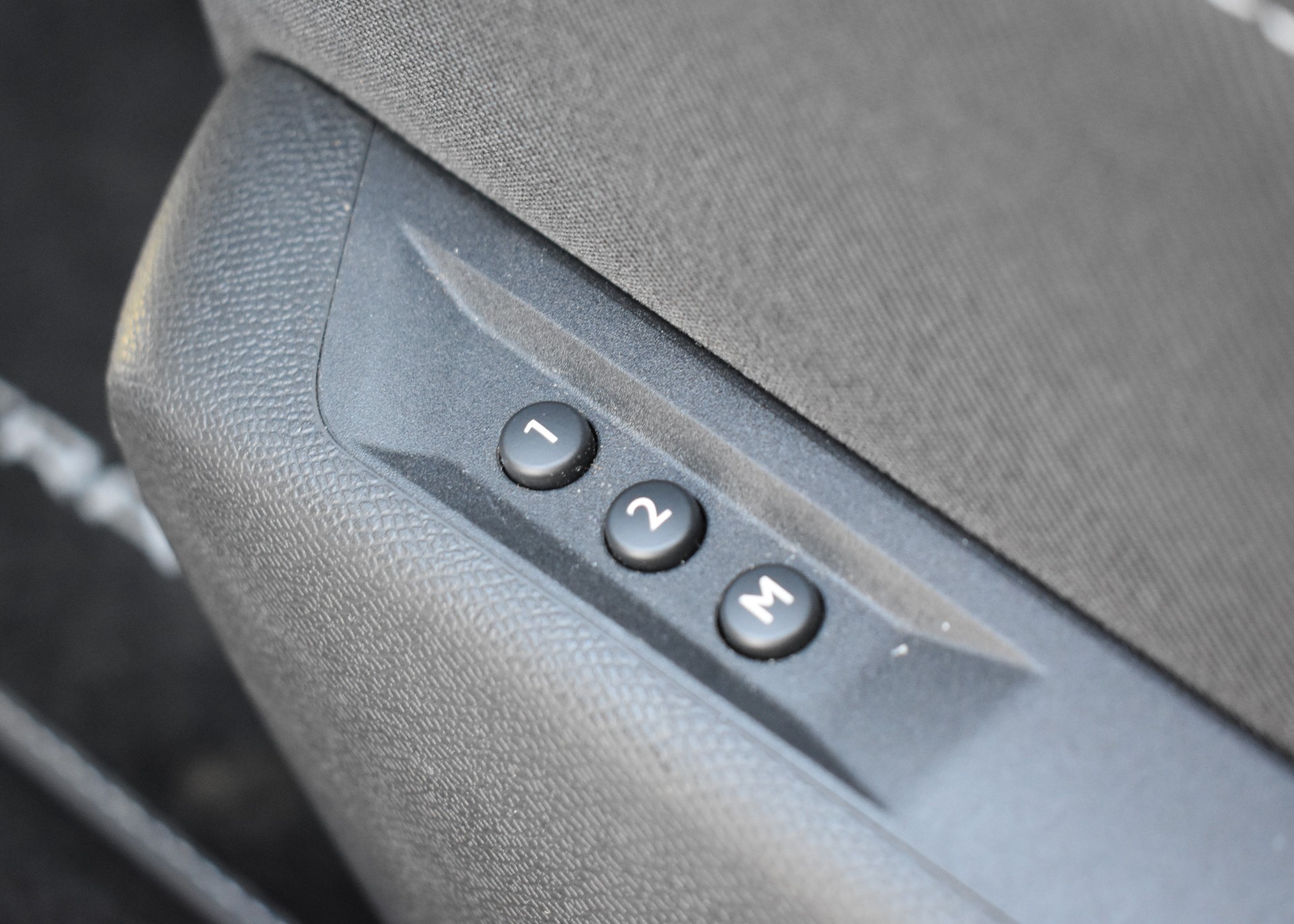 OPEL Astra Sports Tourer 1.6 PHEV Turbo GSe-image-19