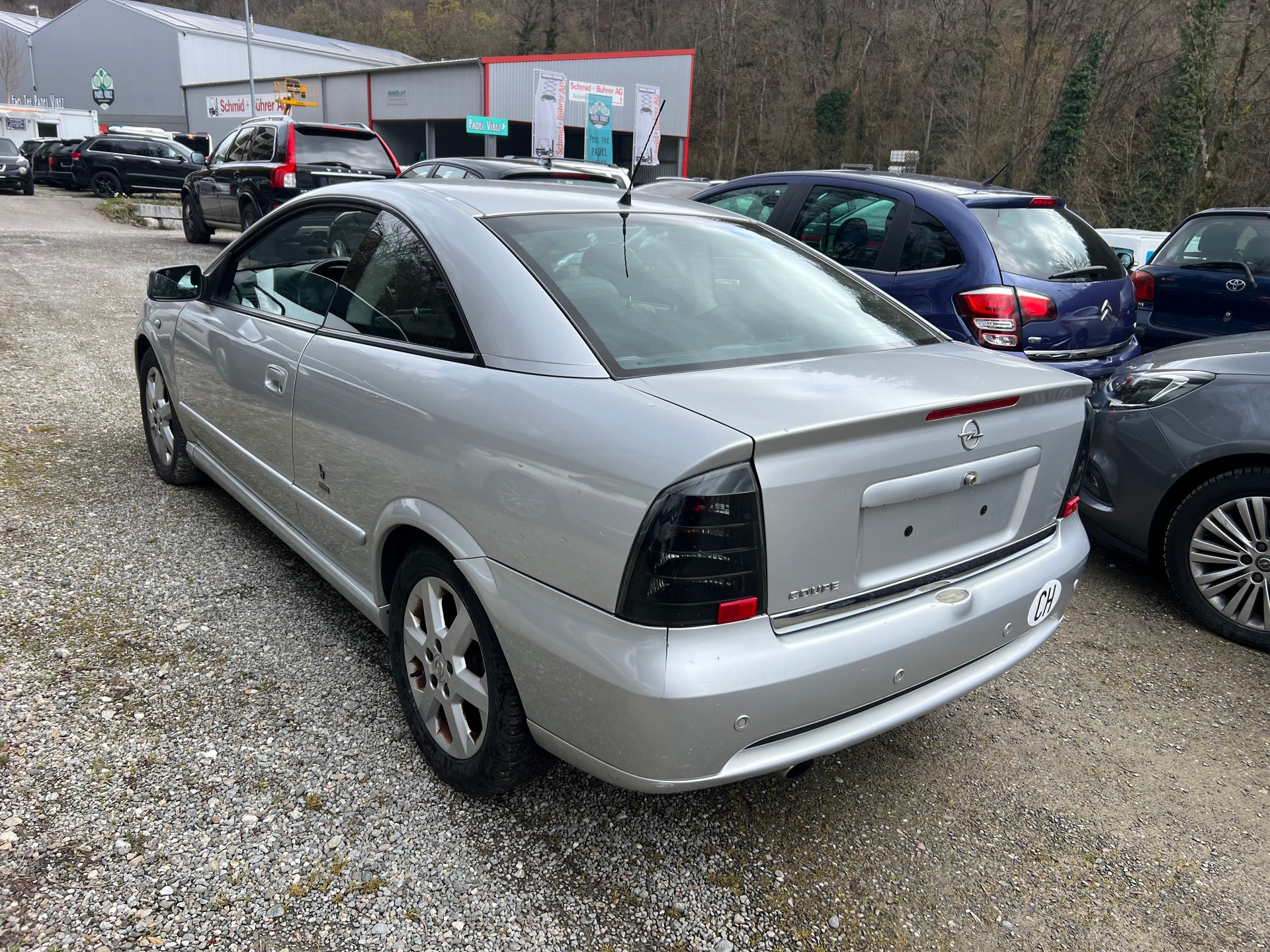 OPEL Astra Coupé 2.2i 16V Edition-image-6