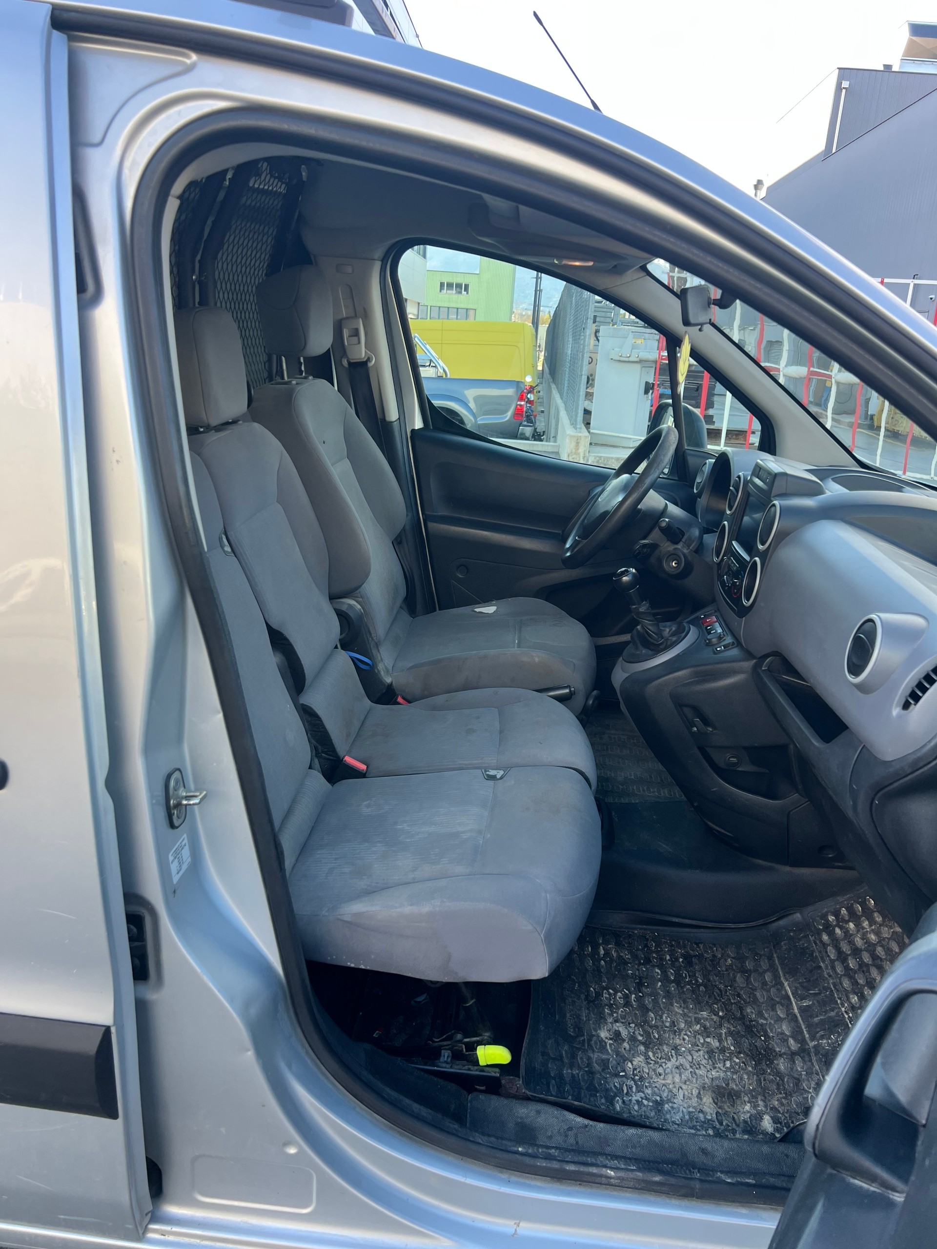 PEUGEOT Partner 1.6 VTi Access-image-14