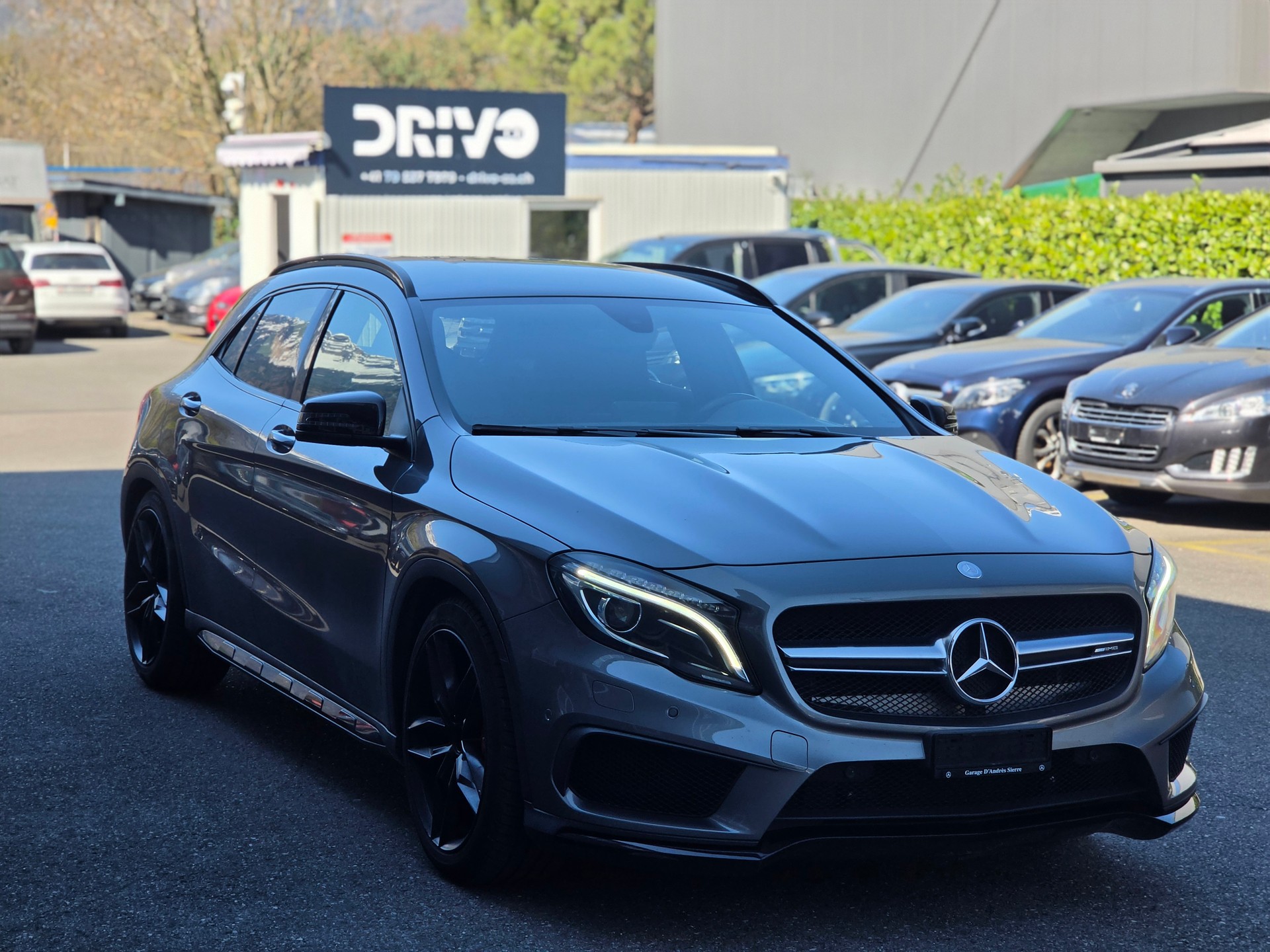 MERCEDES-BENZ GLA 45 AMG 4Matic 7G-DCT-image-2
