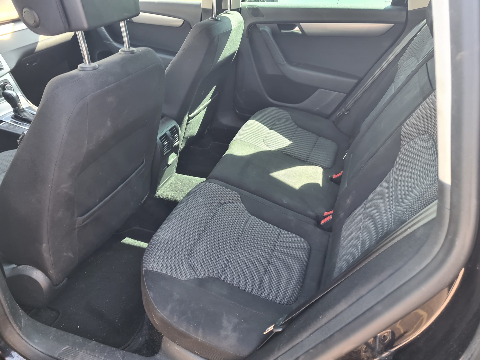 VW Passat Variant 2.0 TDI BMT Comfortline 4MDSG-image-8