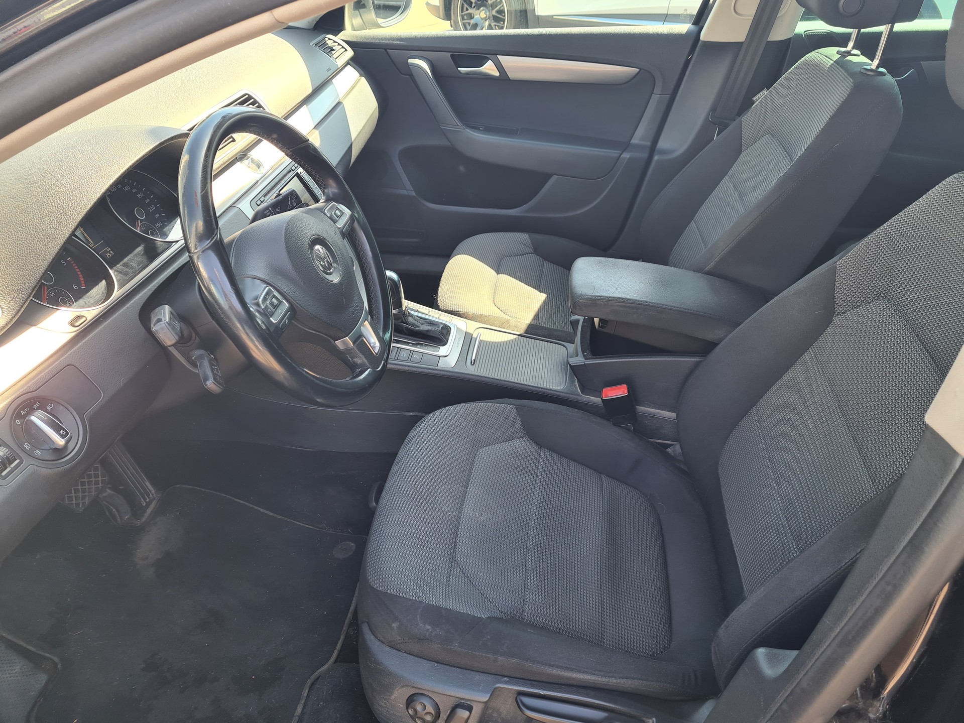 VW Passat Variant 2.0 TDI BMT Comfortline 4MDSG-image-7