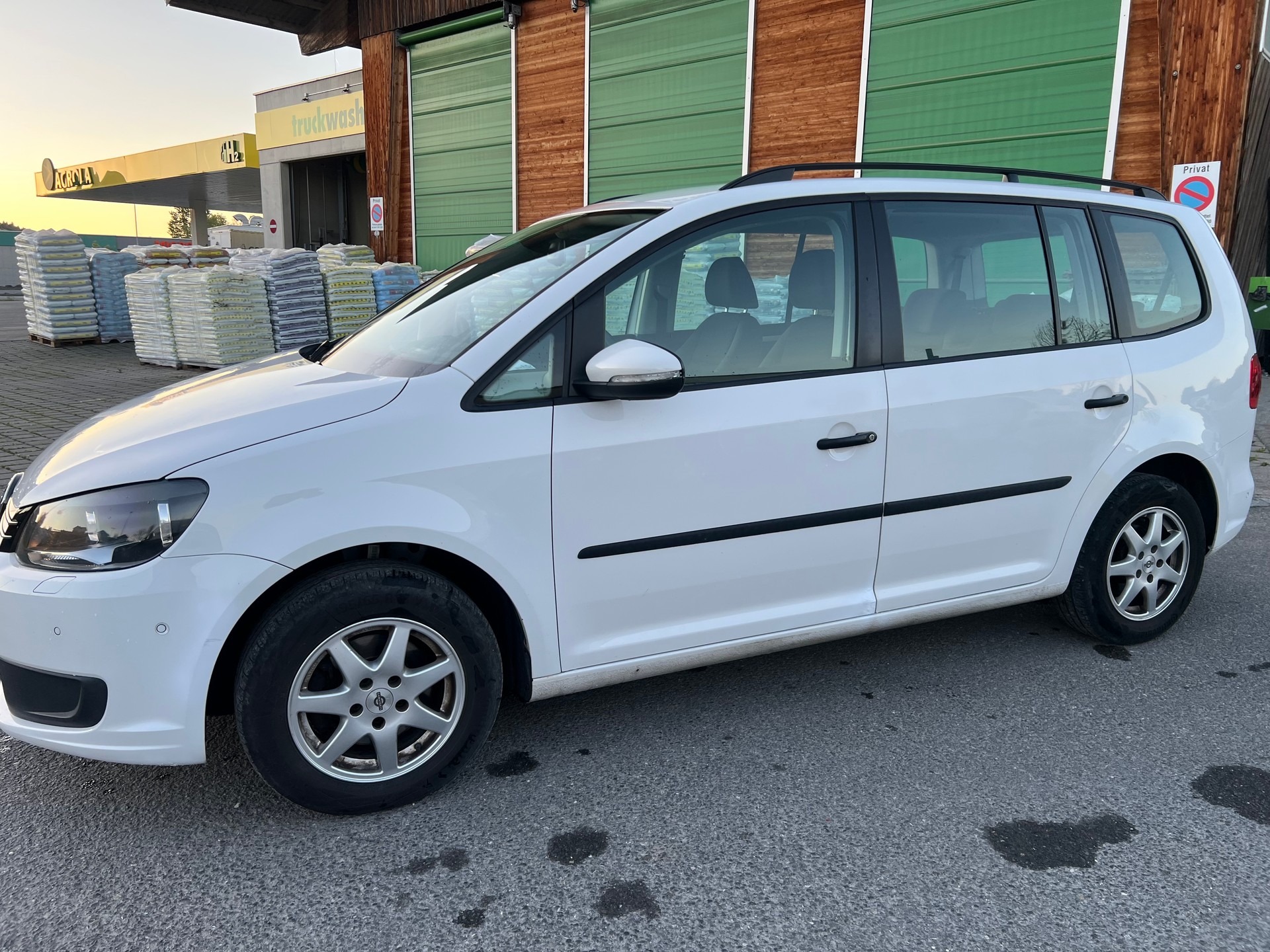 VW Touran 1.2 TSI Comfortline-image-1