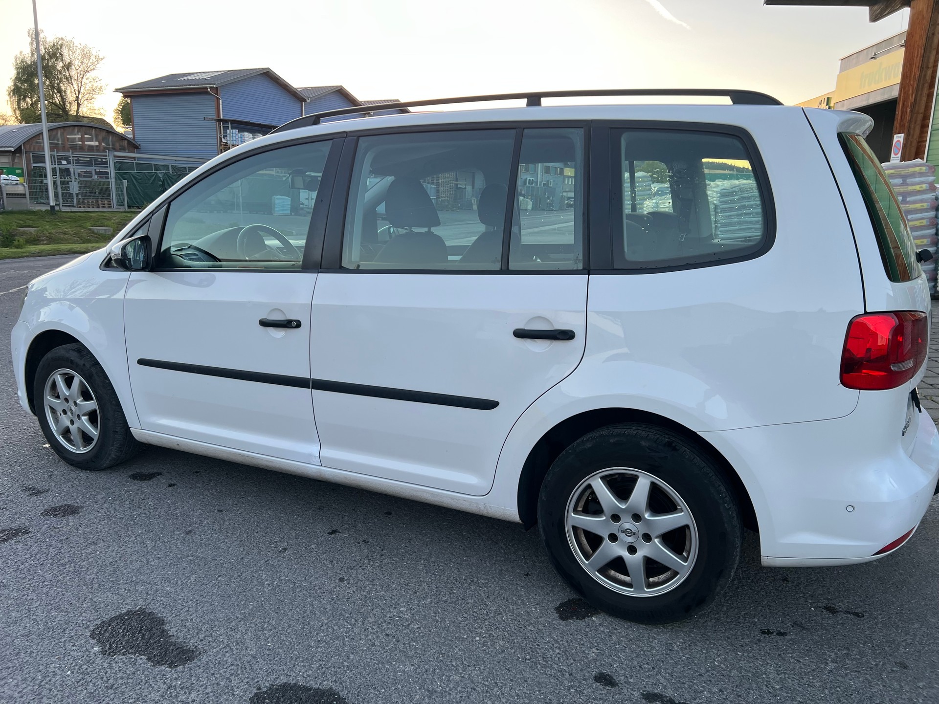 VW Touran 1.2 TSI Comfortline-image-3