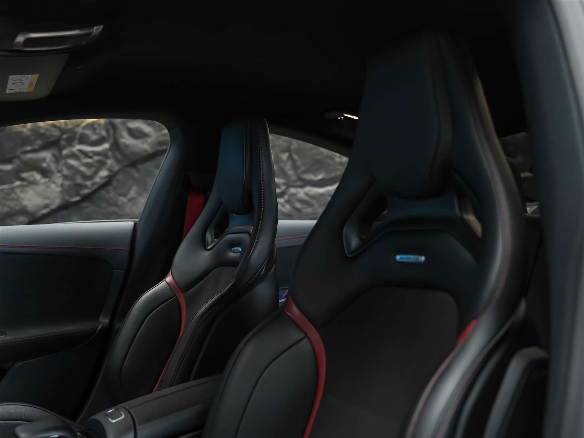 MERCEDES-BENZ CLA 45 S AMG 4Matic+ 8G-DCT *Schalensitze*Burmester*Schmiedefelgen*-image-9