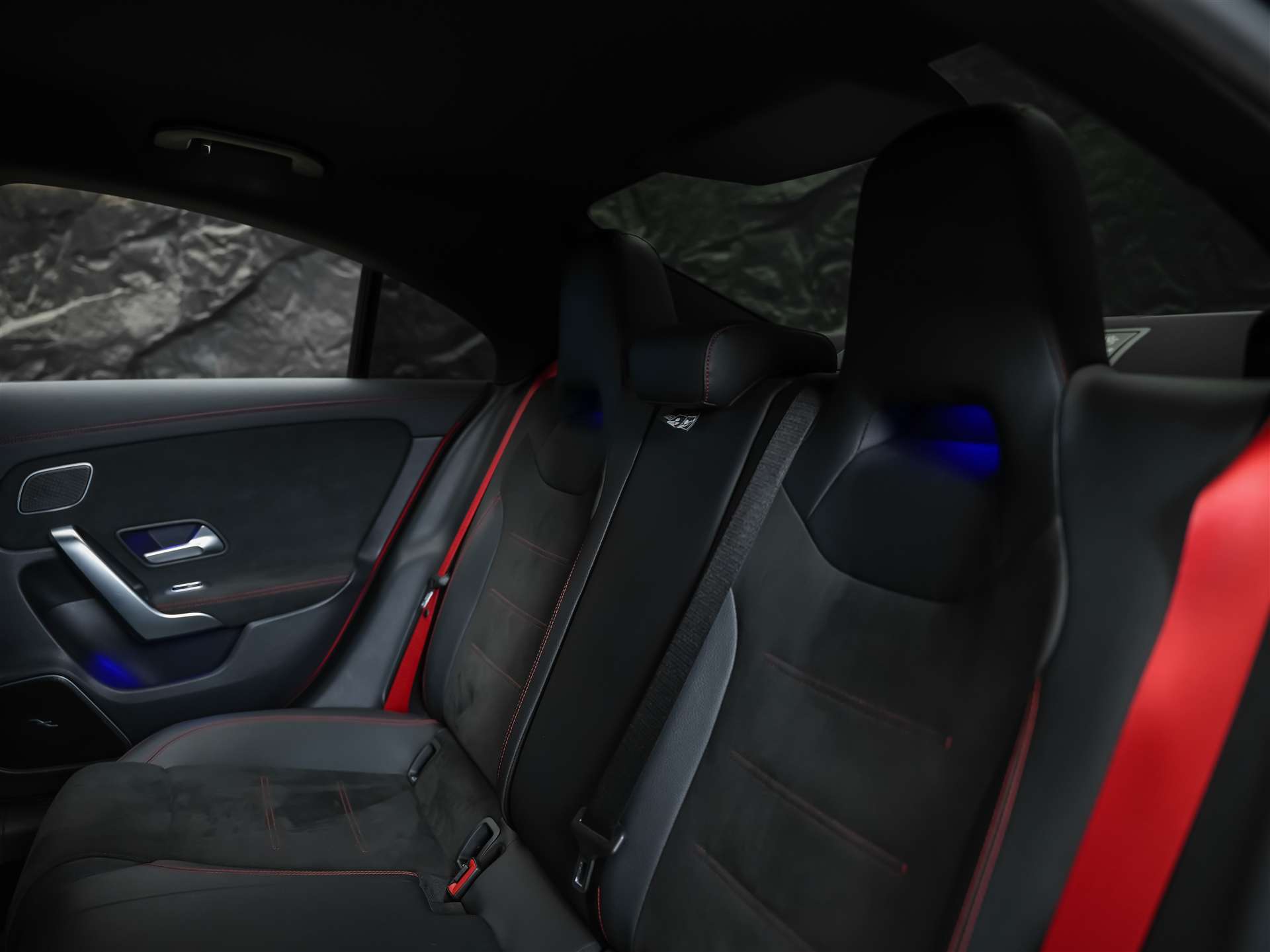 MERCEDES-BENZ CLA 45 S AMG 4Matic+ 8G-DCT *Schalensitze*Burmester*Schmiedefelgen*-image-11