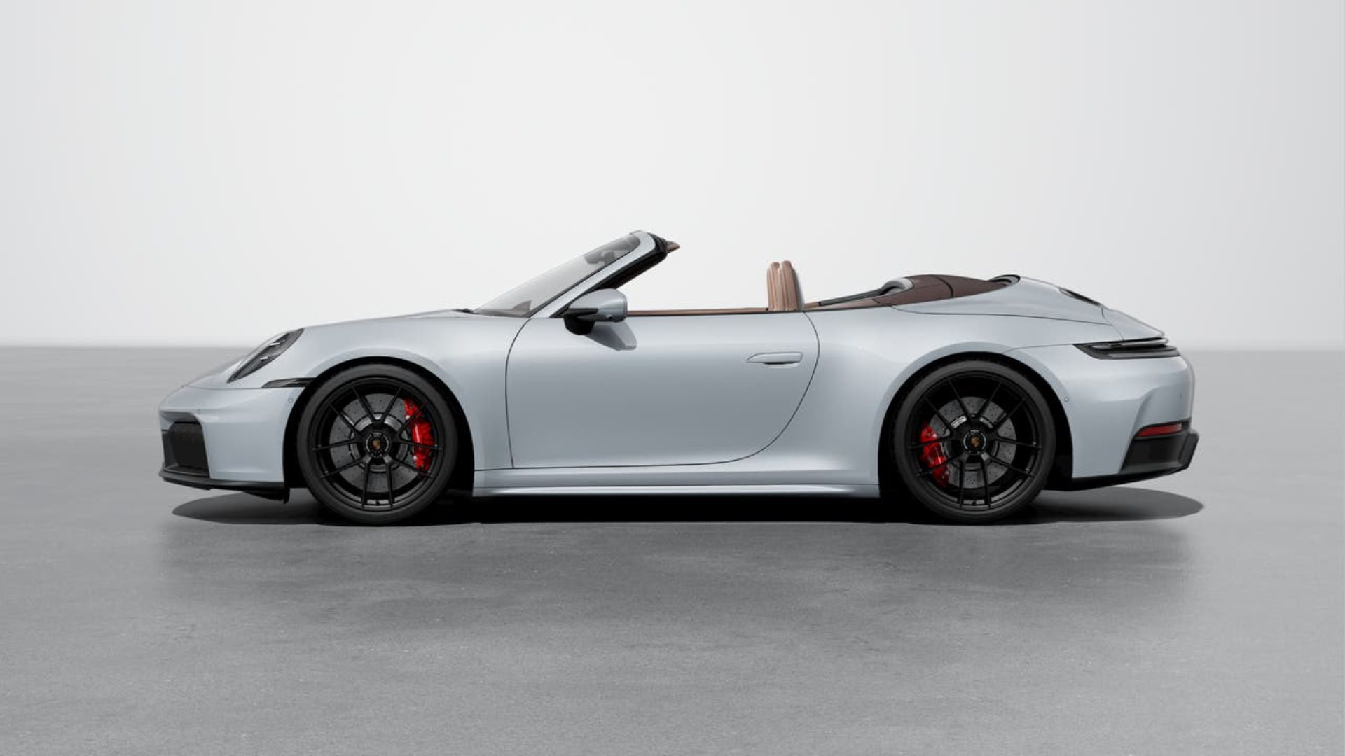 PORSCHE 911 Carrera 4 GTS Cabriolet-image-1