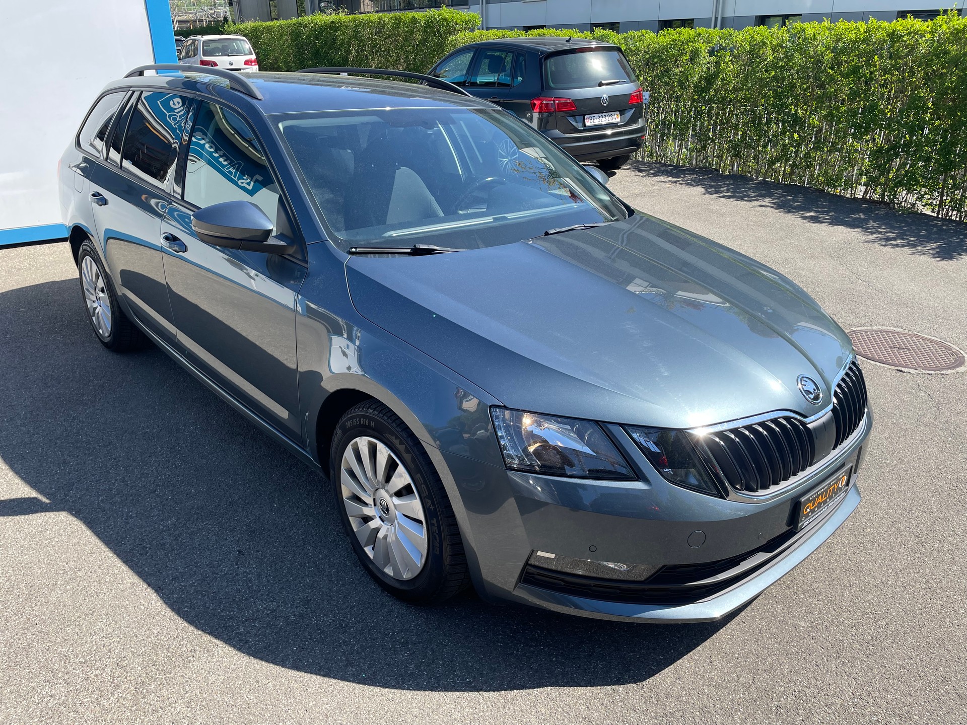 SKODA Octavia Combi 2.0 TDI Ambition 4x4 DSG-image-4
