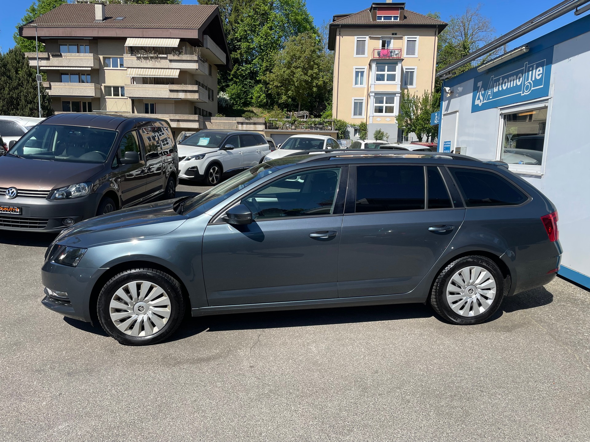SKODA Octavia Combi 2.0 TDI Ambition 4x4 DSG-image-1