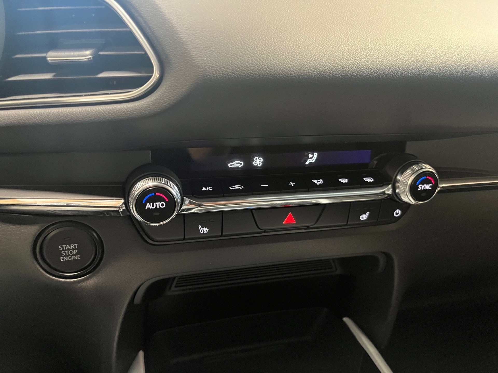 MAZDA CX-30 SKYACTIV-G 140 M Hybrid Homura FWD AT-image-13
