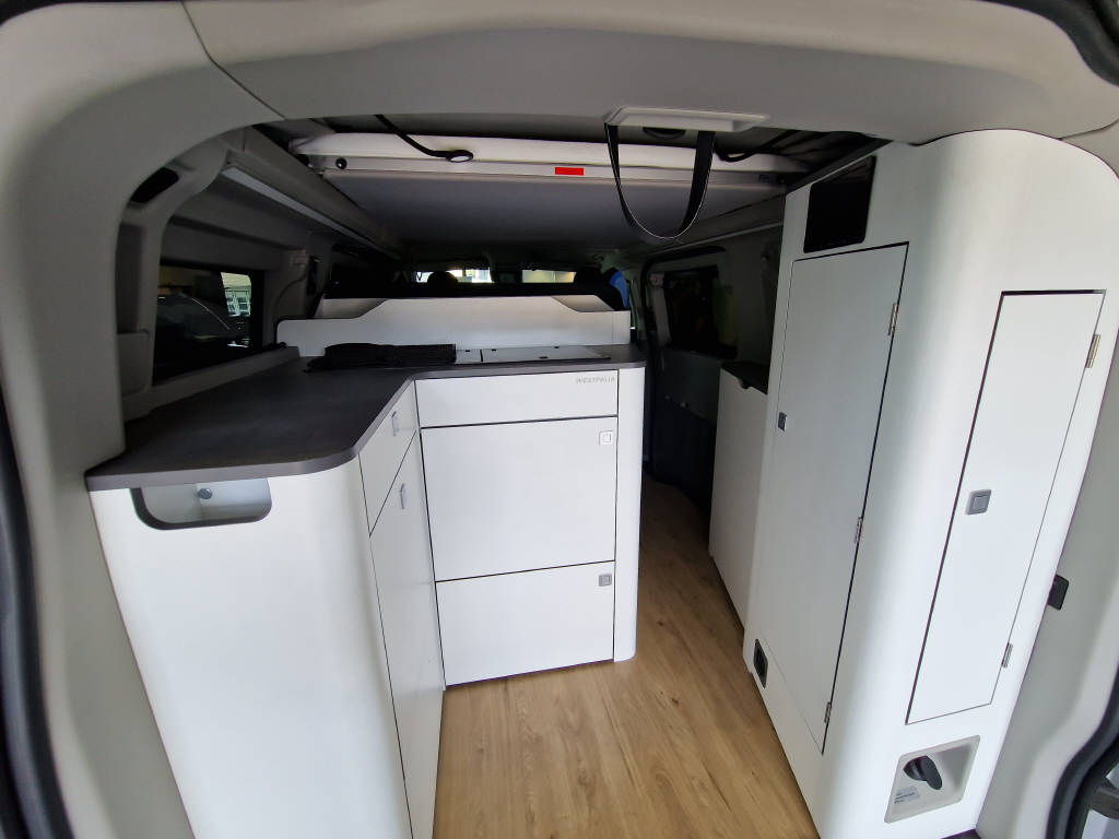 FORD Transit C Nugget 320 L1 2.0 EcoBlue 170 Titanium-image-6