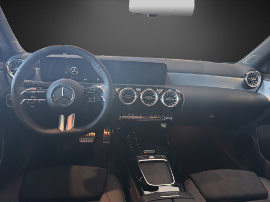 MERCEDES-BENZ A 250 e EQ Star 8G-DCT-image-7