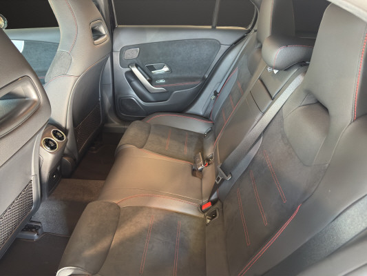 MERCEDES-BENZ A 250 e EQ Star 8G-DCT-image-8