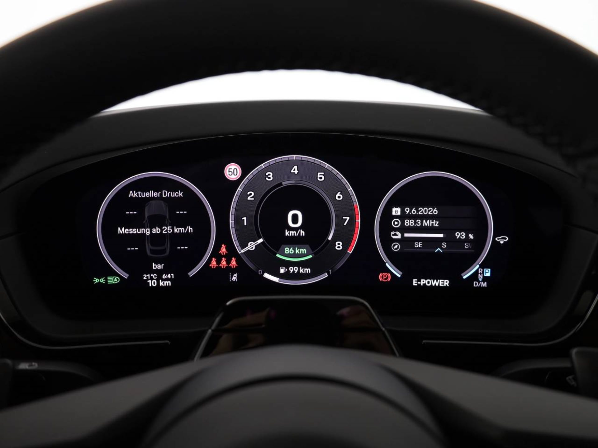 PORSCHE Cayenne E-Hybrid Coupé Black Edition-image-17