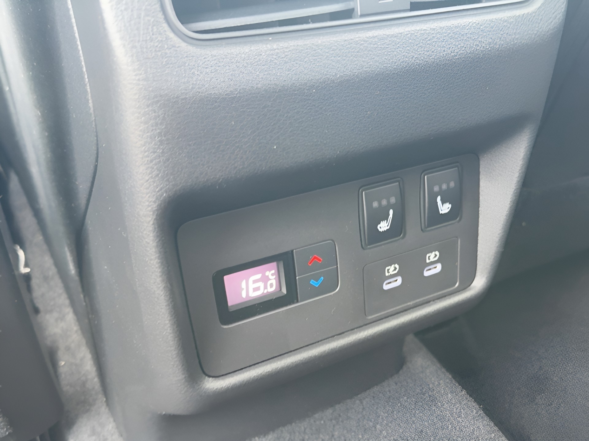 NISSAN X-Trail 1.5 VC-T MHEV N-Connecta-image-18